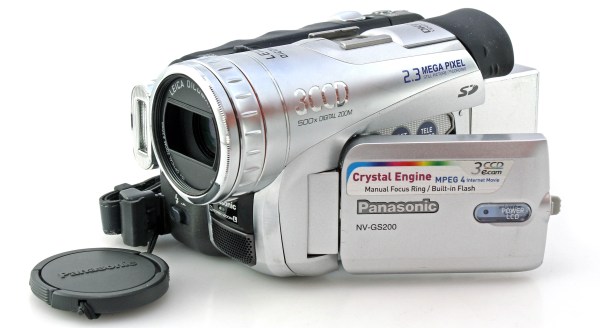 Panasonic NV-GS200 Mini DV / SD Digital Format Movie Video Camera Camcorder - w/ case