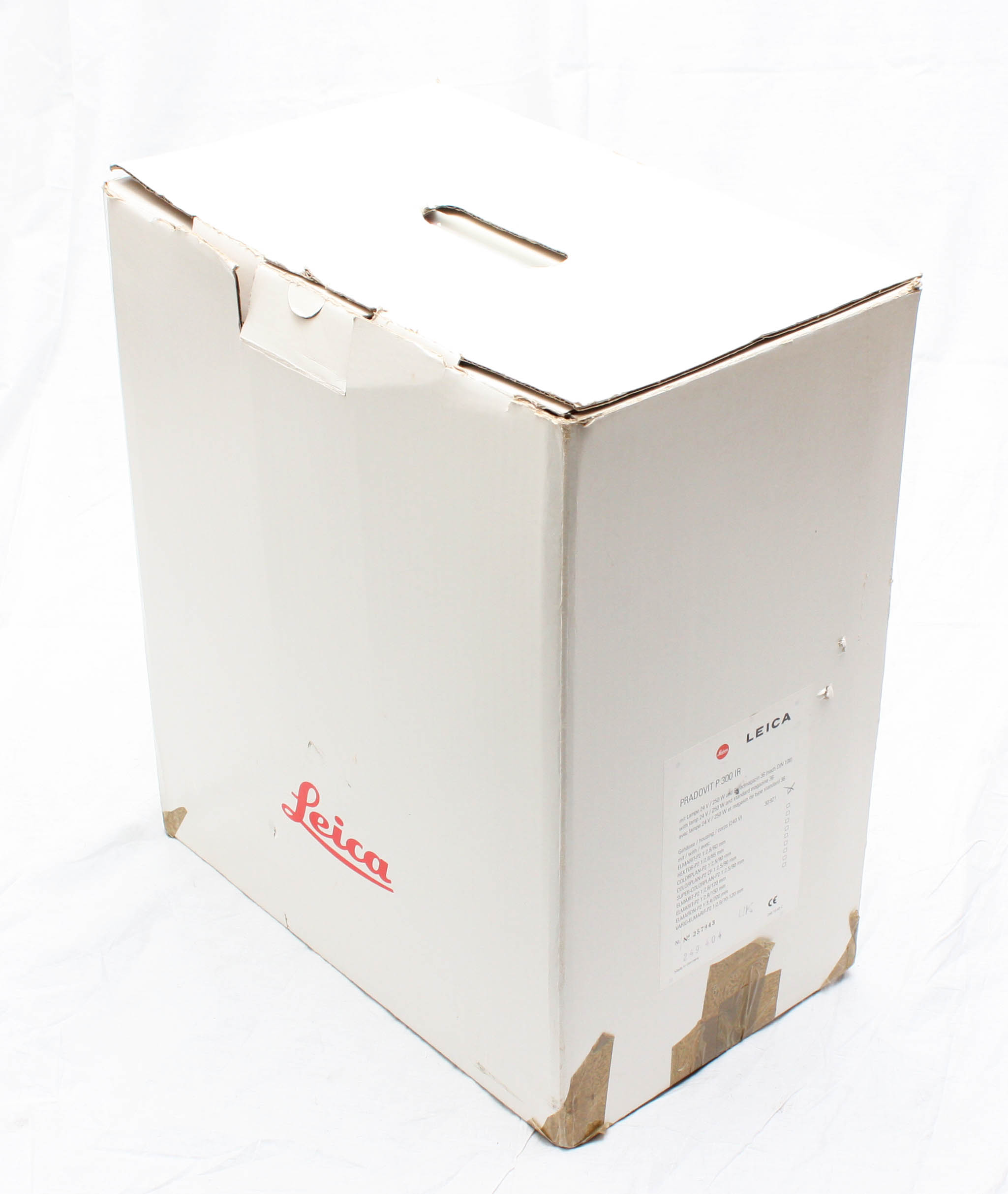 Leica PRADOVIT P300 IR 35mm Slide Projector - German - High Quality - Image 9