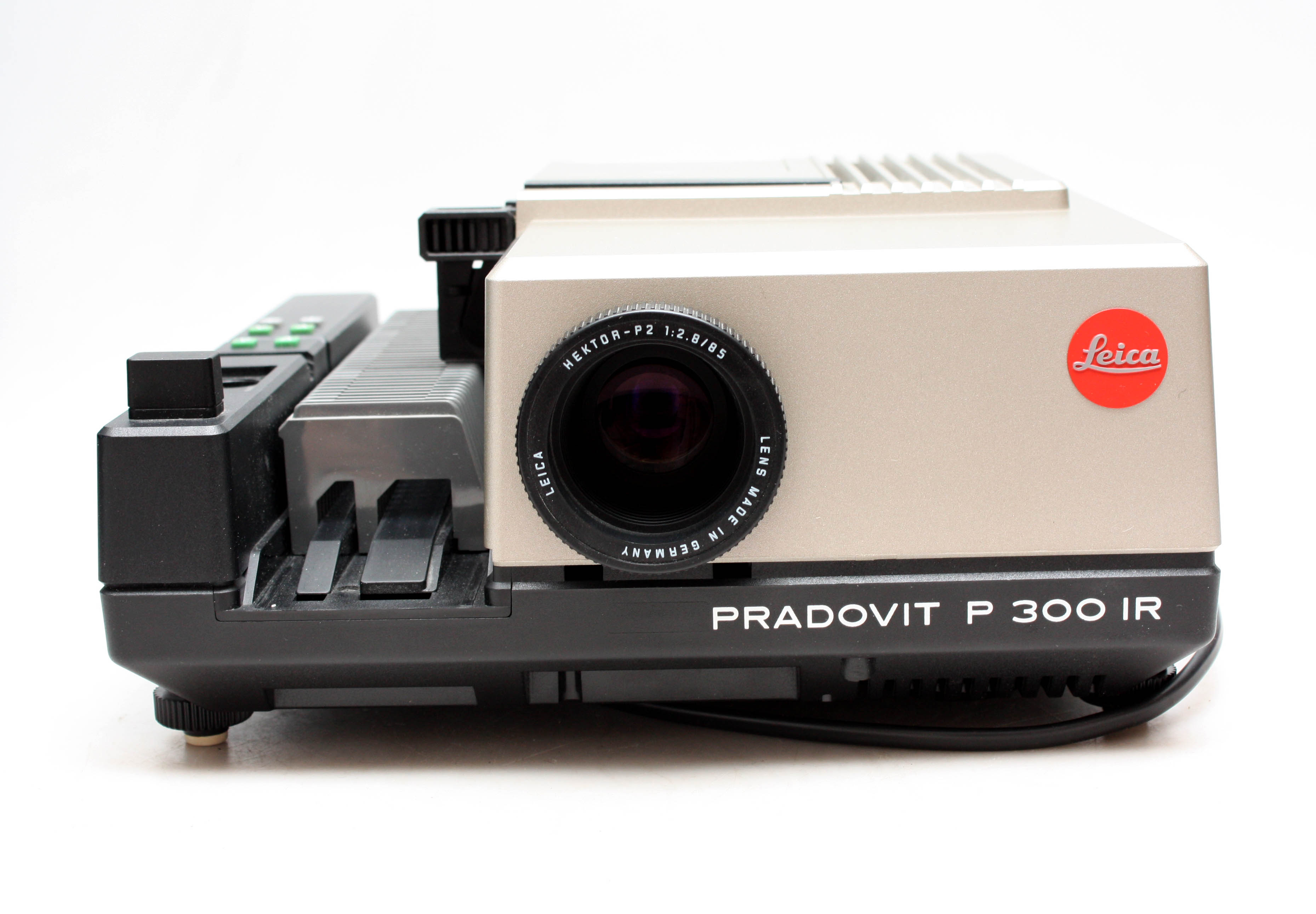 Leica PRADOVIT P300 IR 35mm Slide Projector - German - High Quality - Image 3