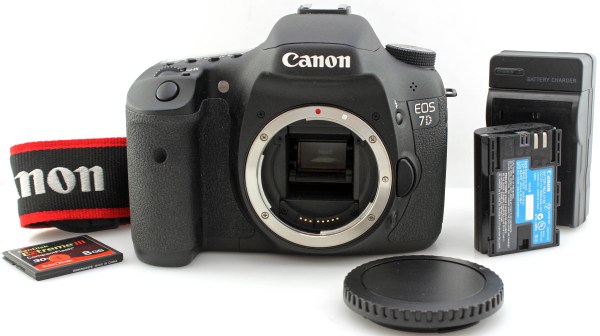 Canon EOS 7D 18MP APS-C Digital Camera - Body Only - EF Mount - Low use