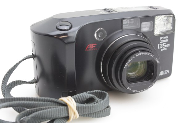 Minolta 135 Riva Zoom EX Date compact film camera 38-135mm Macro Aspherical lens