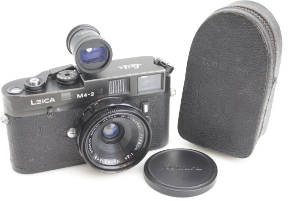 Rare 28mm f/3.5 KOMURA lens & Viewfinder in case - for Leica Screw / M Mount