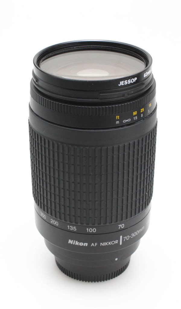 Nikon AF Nikkor 70-300mm f/4-5.6 G - Nikon F mount - Great Condition