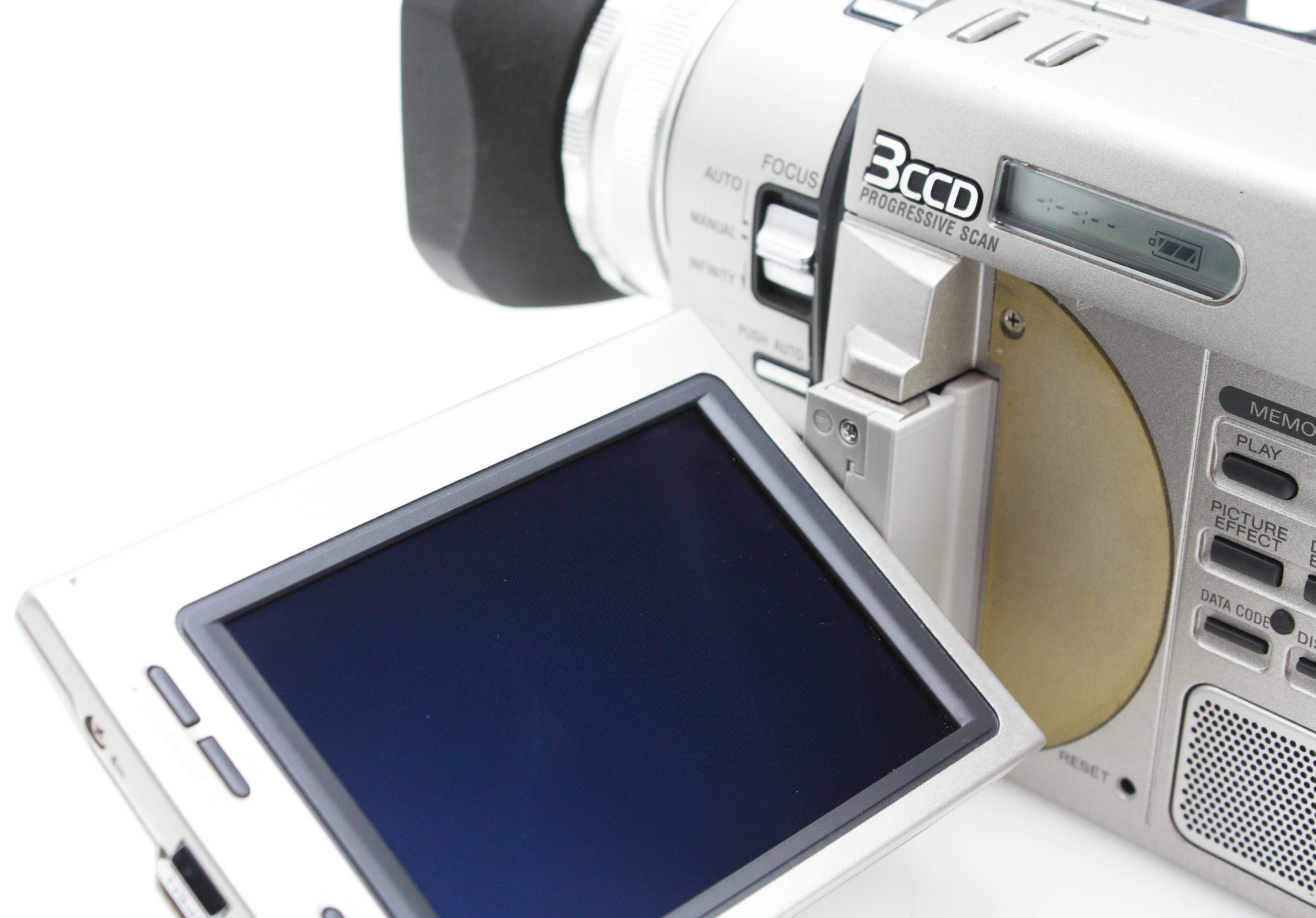 Sony DCR-TRV900E 3CCD Digital Mini DV Tape Format Handycam Movie Camcorder PAL - Image 4