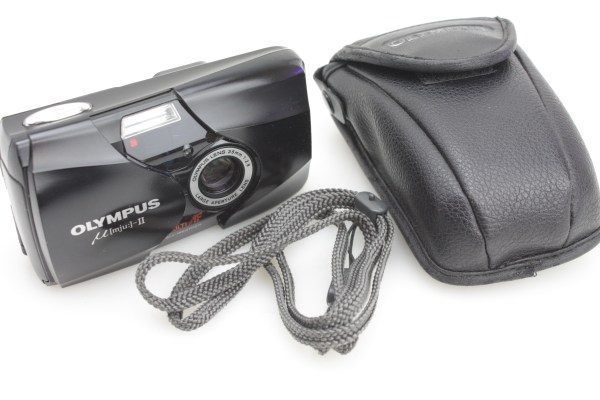 Olympus Mju II 35mm film Compact Camera 35mm f2.8 lens & Original Case