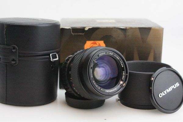 Olympus 35-70mm f/4 Zuiko Zoom Lens, with Caps - Olympus OM Mount - Boxed