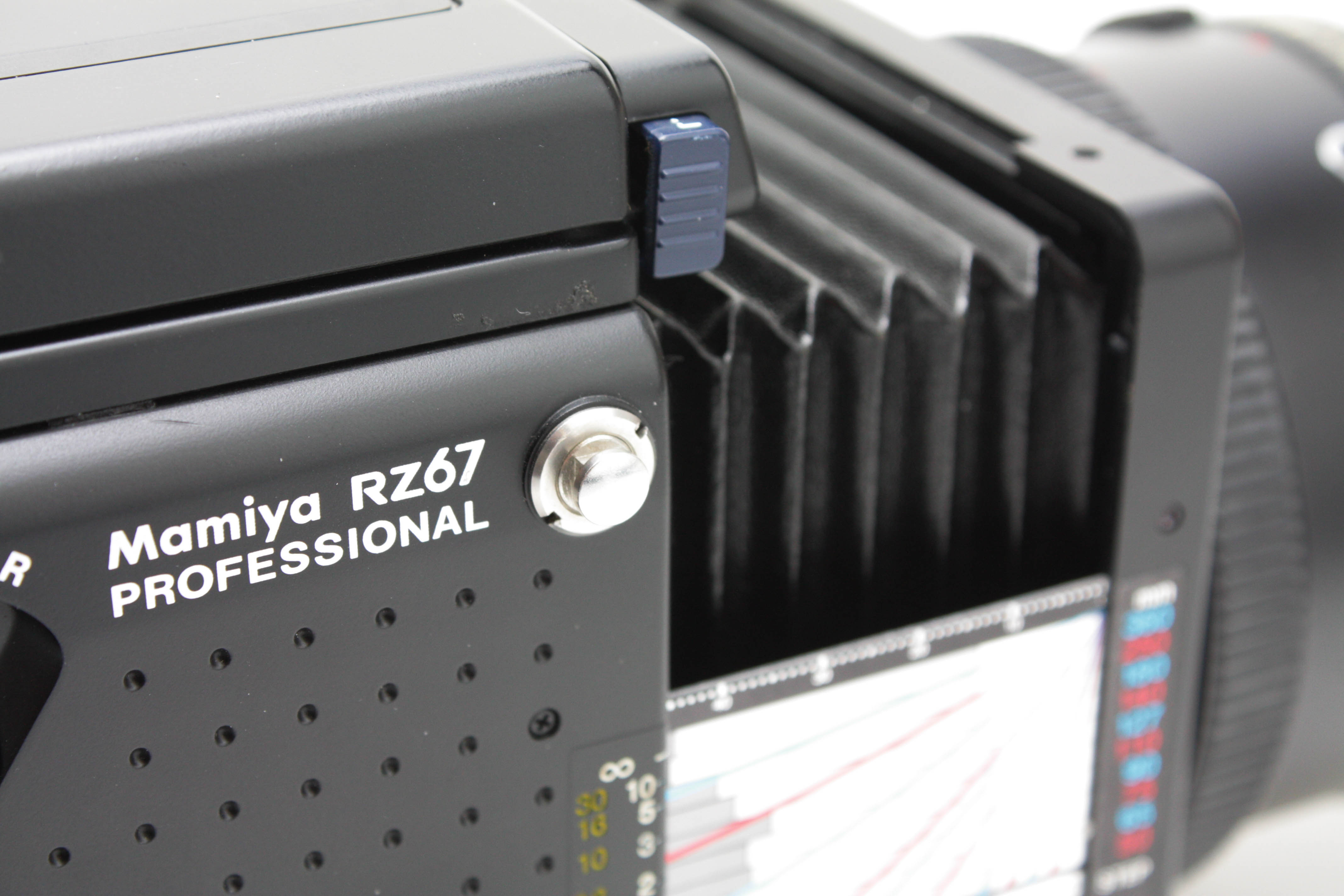 Mamiya RZ67 Professional 6x7 Medium Format Film Camera w/ 180mm f4.5 Prime Lens - Image 14