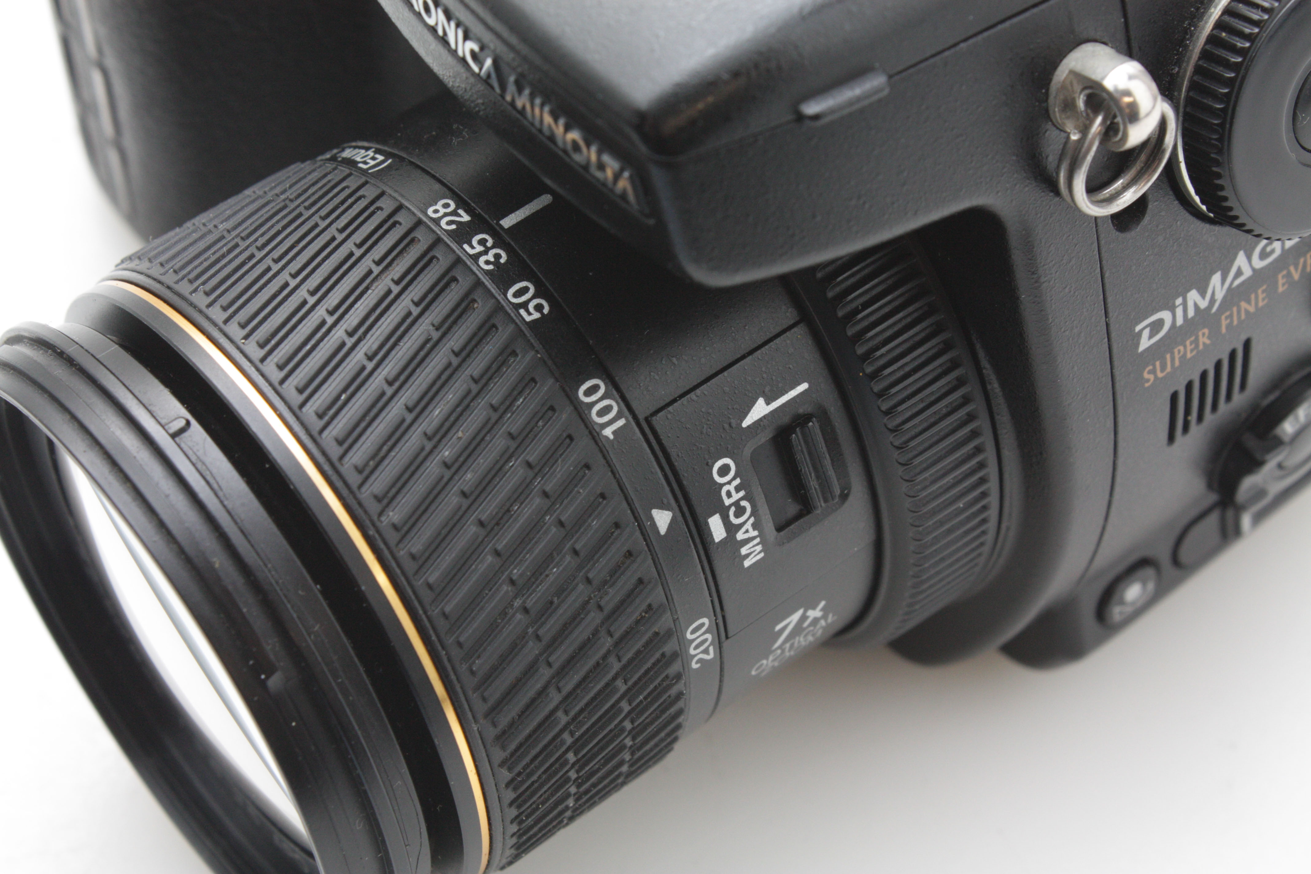 Konica Minolta Dimage A2 CCD 8MP Digital Bridge Camera w/ 7.2-50.8mm f/2.8-3.5 APO Zoom Lens - Image 7