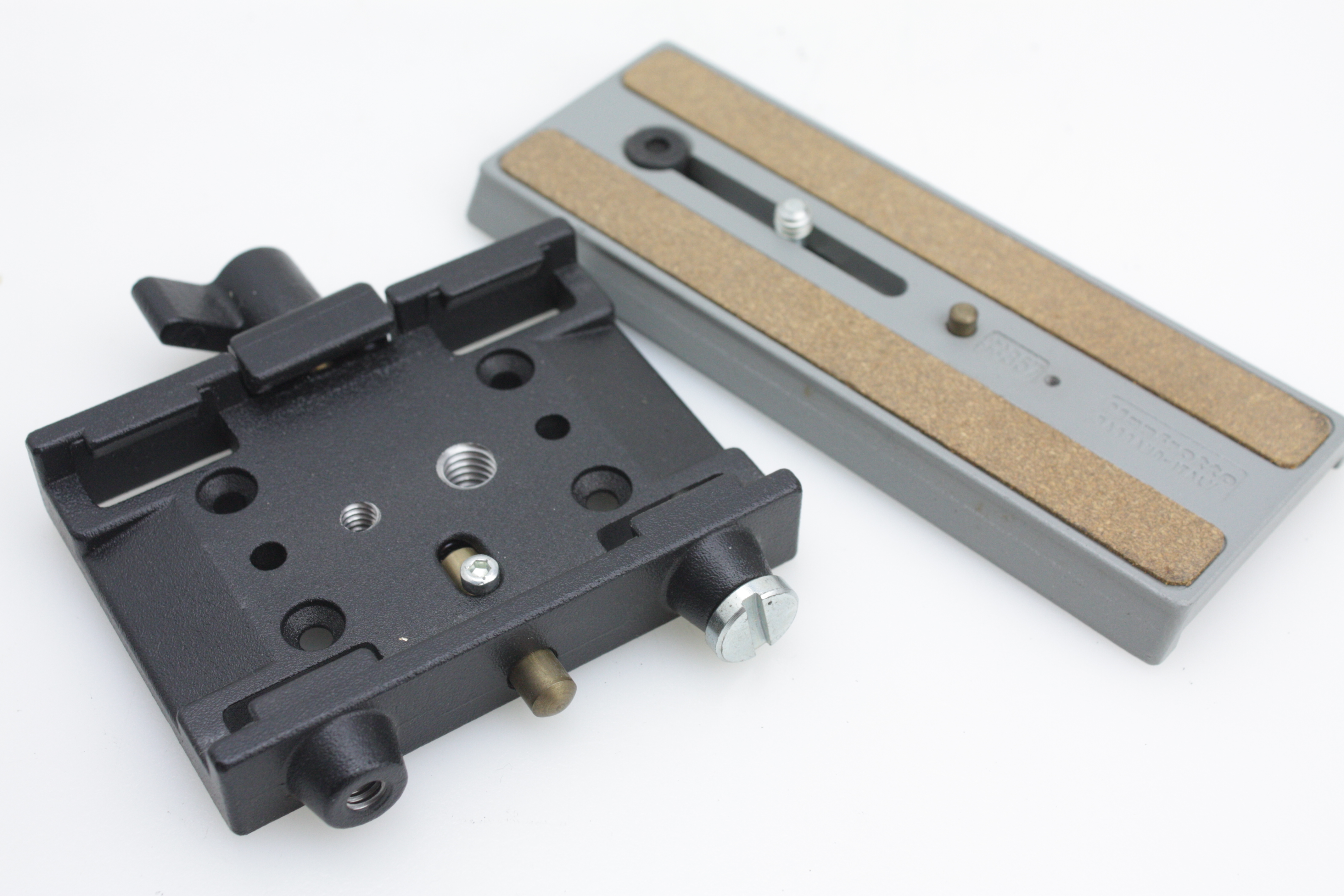 Excellent MANFROTTO 357 Sliding Video Camera Rail Tripod Mount - Image 5