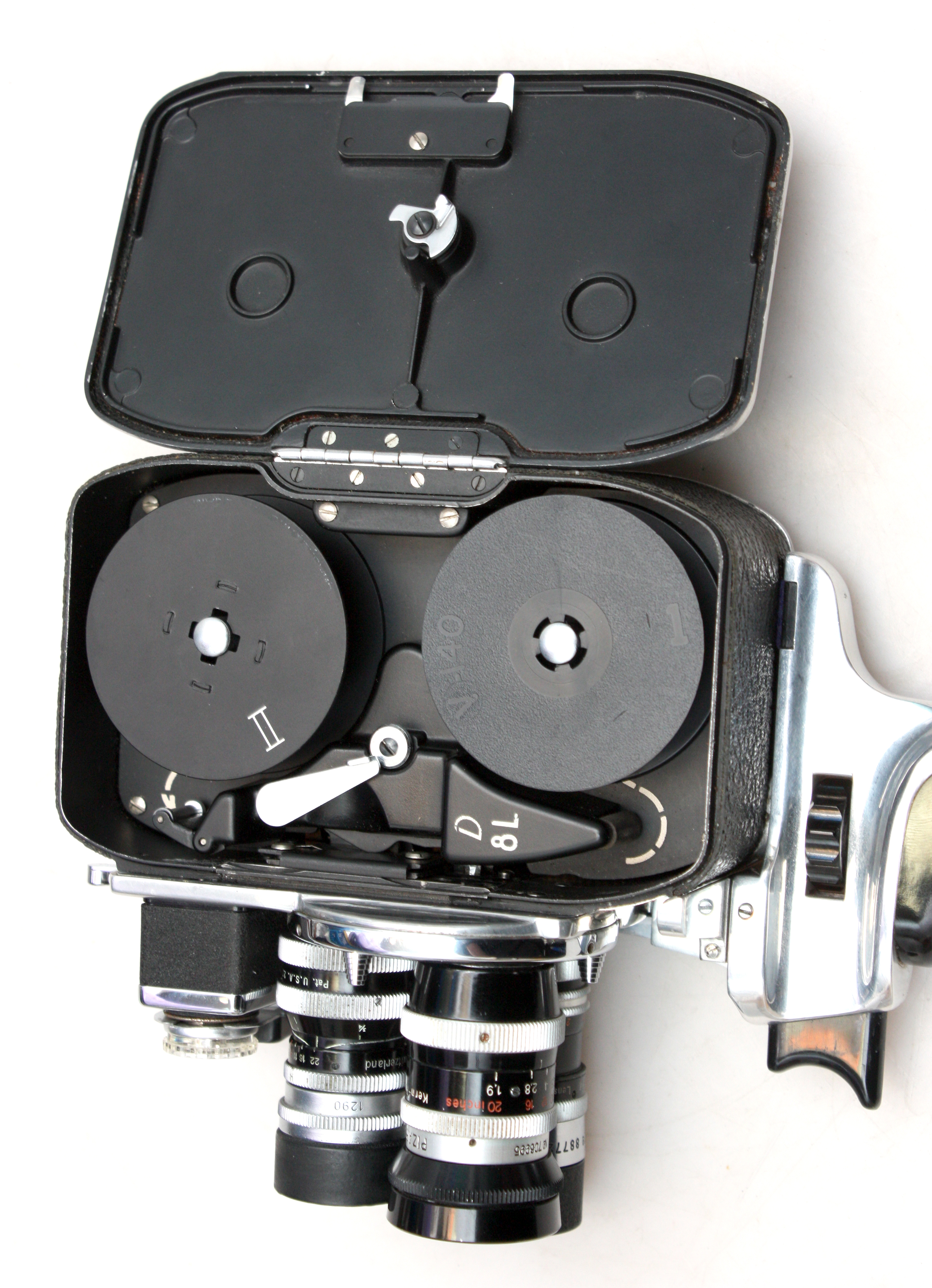 Paillard Bolex D8L 8mm Cine camera - Complete w/ 3 Lenses and Case - Image 5