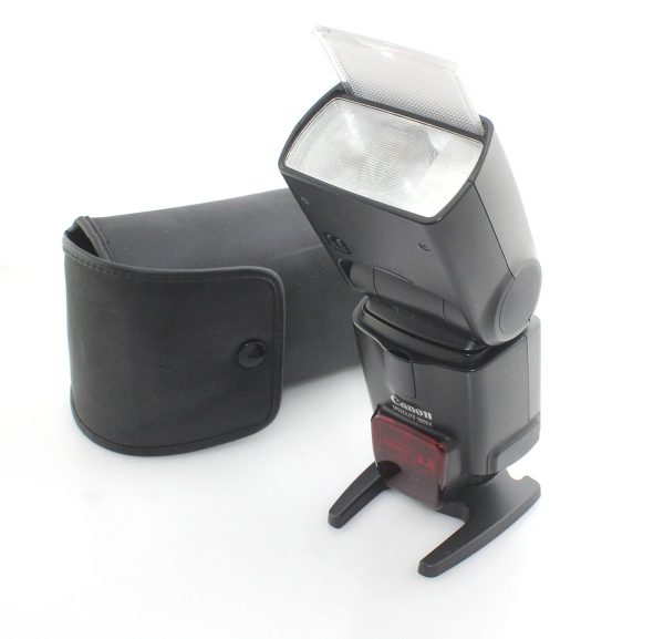 Canon Speedlite 580EX - Flash for Canon Digital Cameras. Case & Stand