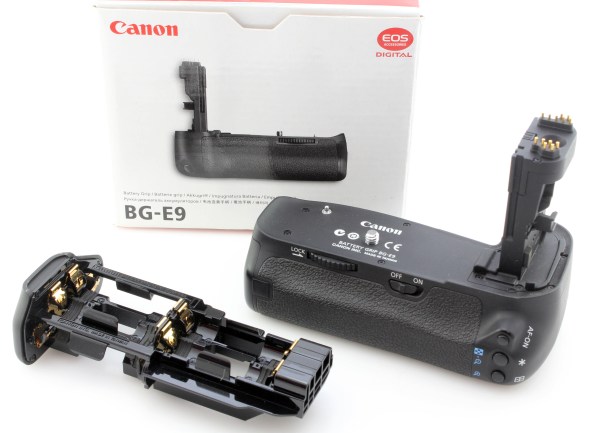 Genuine Canon BG-E9 Battery Grip For Canon EOS 60D DSLR Camera - Mint & Boxed