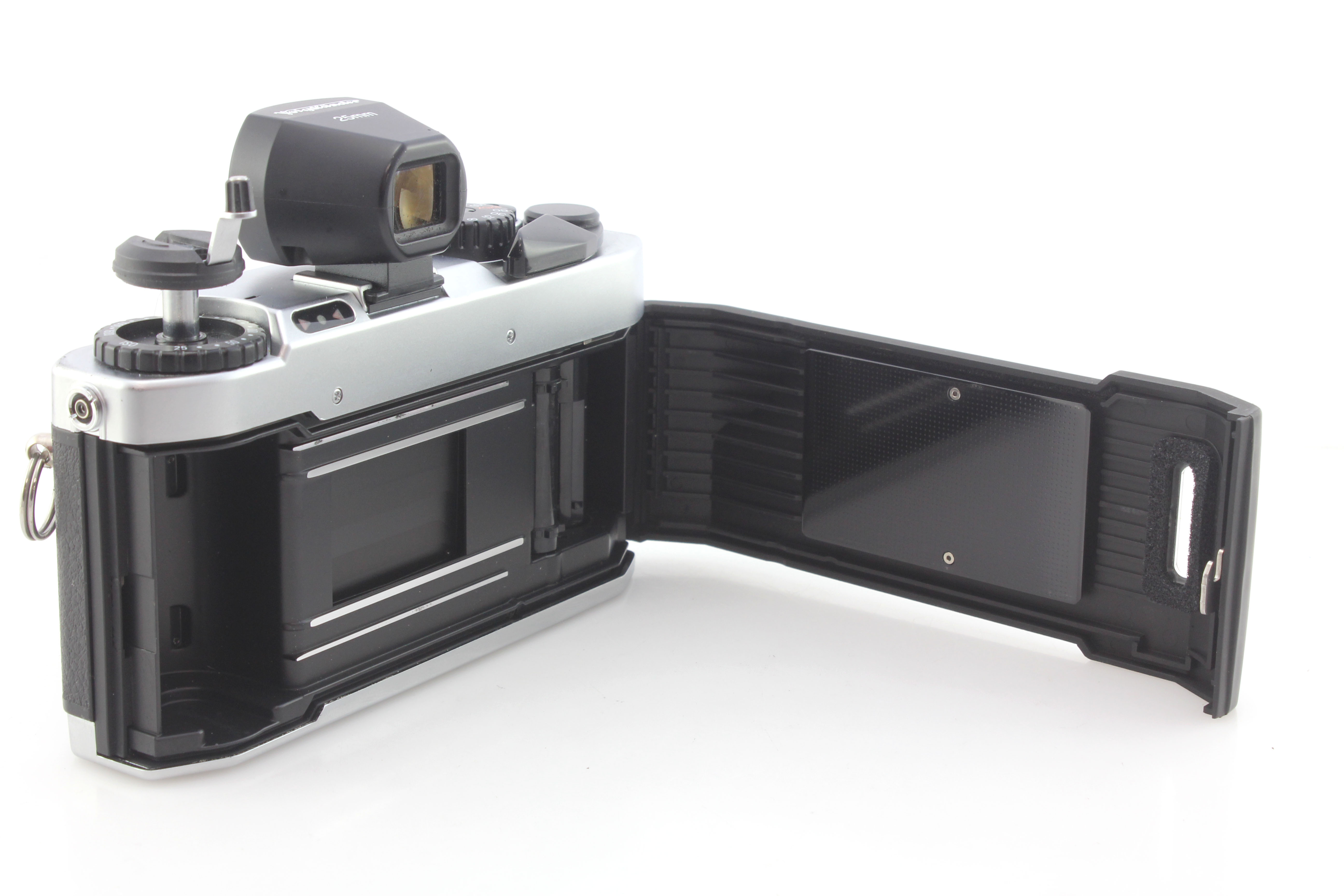 Voigtlander Bessa L with 25mm F4 Snapshot Skopar Lens. 35mm Film Camera - Image 6
