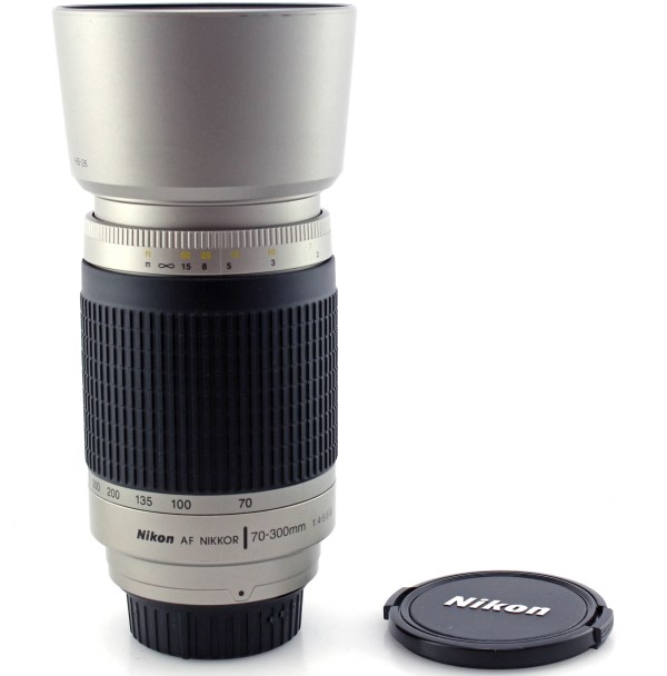 Nikon AF 70-300mm f/4-5.6 G Zoom Lens, with Caps & Hood - Nikon F Mount