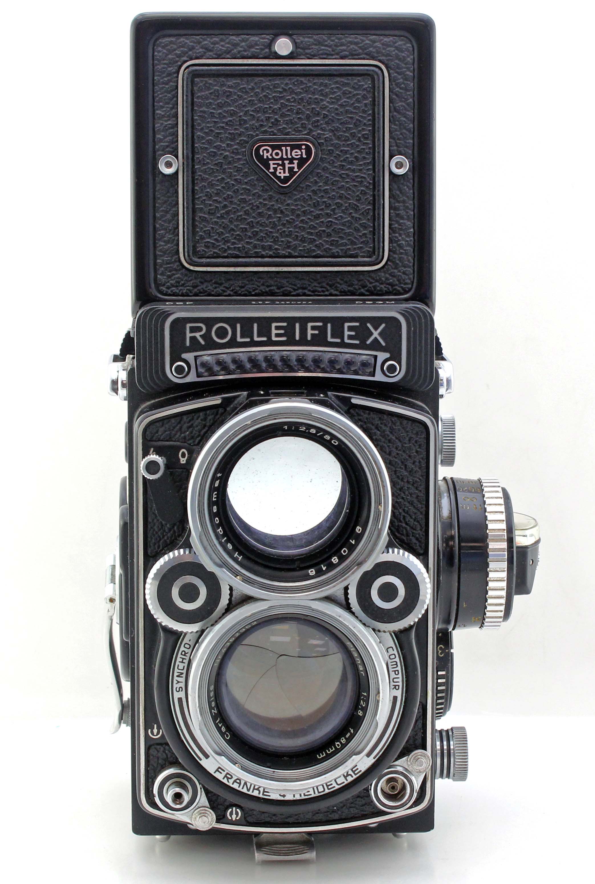 Rolleiflex 2.8F TLR Camera Cased with Carl Zeiss 80mm F2.8 Planar Lens & hood filter accessories - Image 2