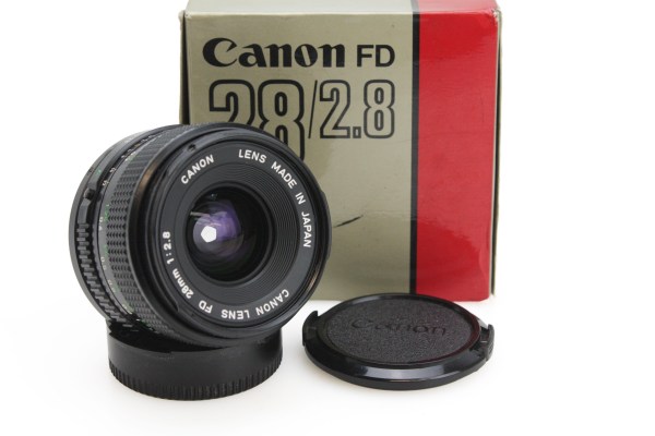 Canon FD 28mm f2.8 Prime Wide Angle Lens - FD mount - Clean Boxed