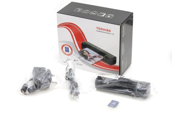 Toshiba Journe Portable Photo Scanner, for Photographs - Boxed & Never Used