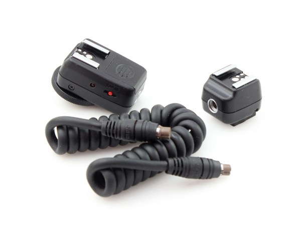 Canon Connecting Cord 60 with TTL Shoe Adapter & Off Camera Adapter- boxed