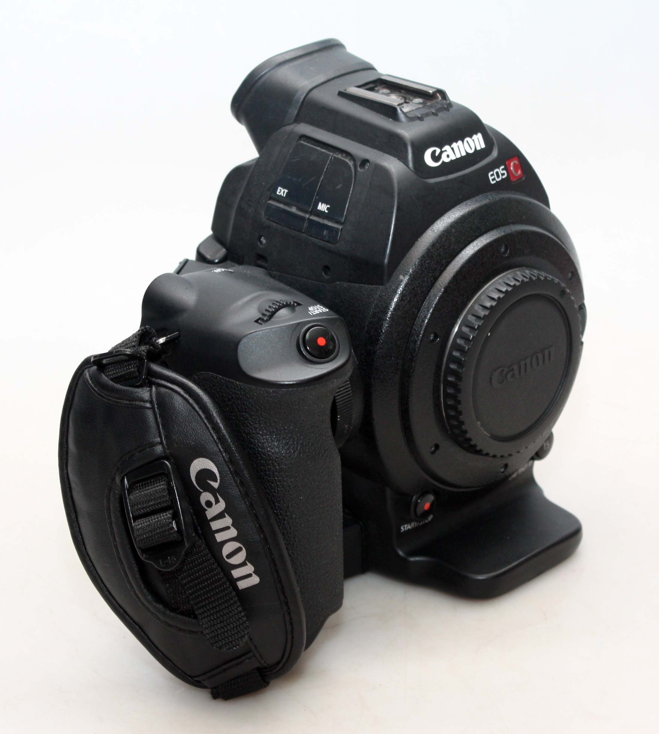 Canon EOS C100 8.3MP Super 35 Sensor Full HD Cinema Camera. Excellent condition, low use - Image 3