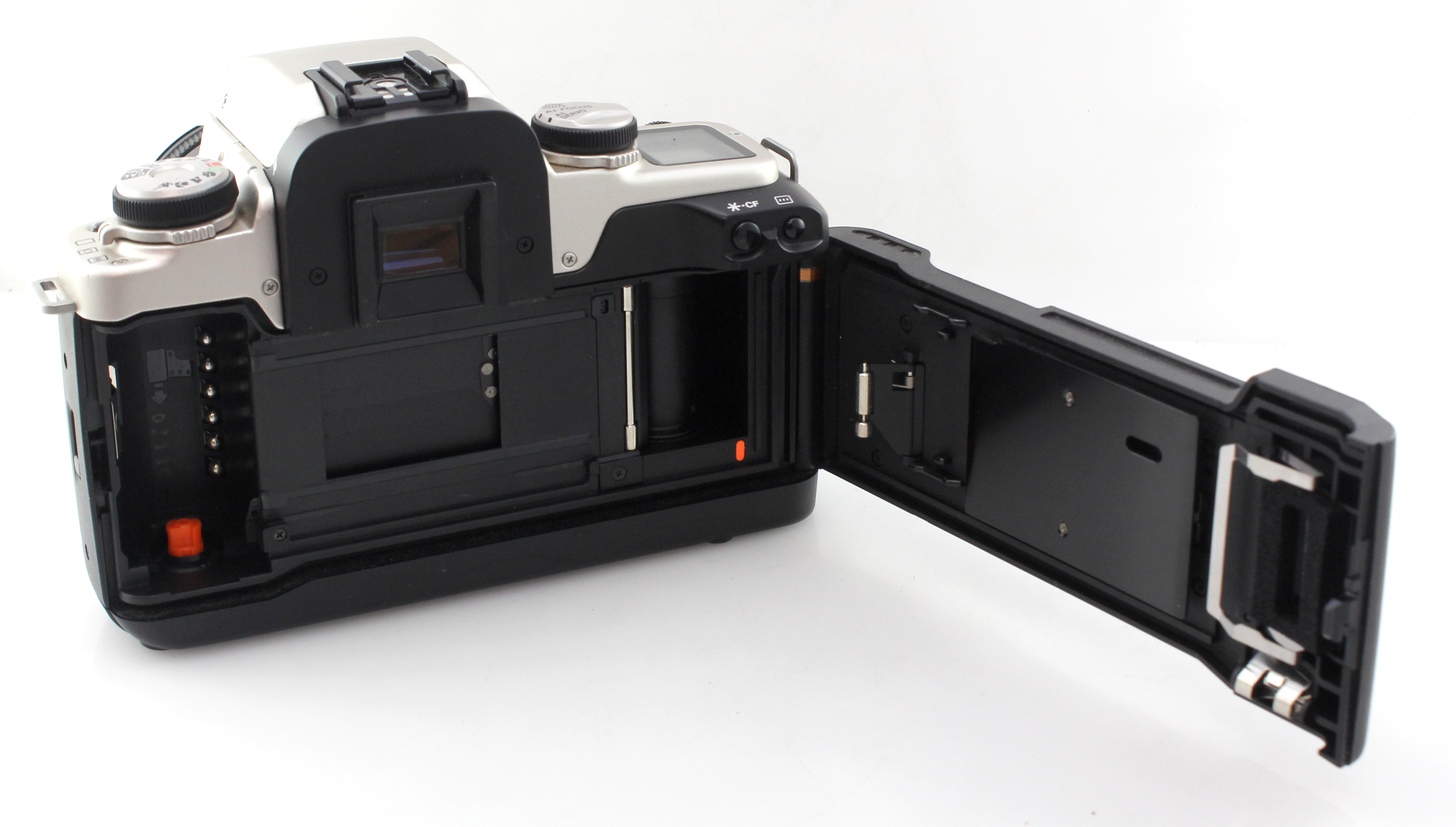 Canon EOS 50e w/ EF 28-80mm f3.5-5.6 III Zoom Lens - 35mm Film SLR Camera w/ Eye Control - Image 5