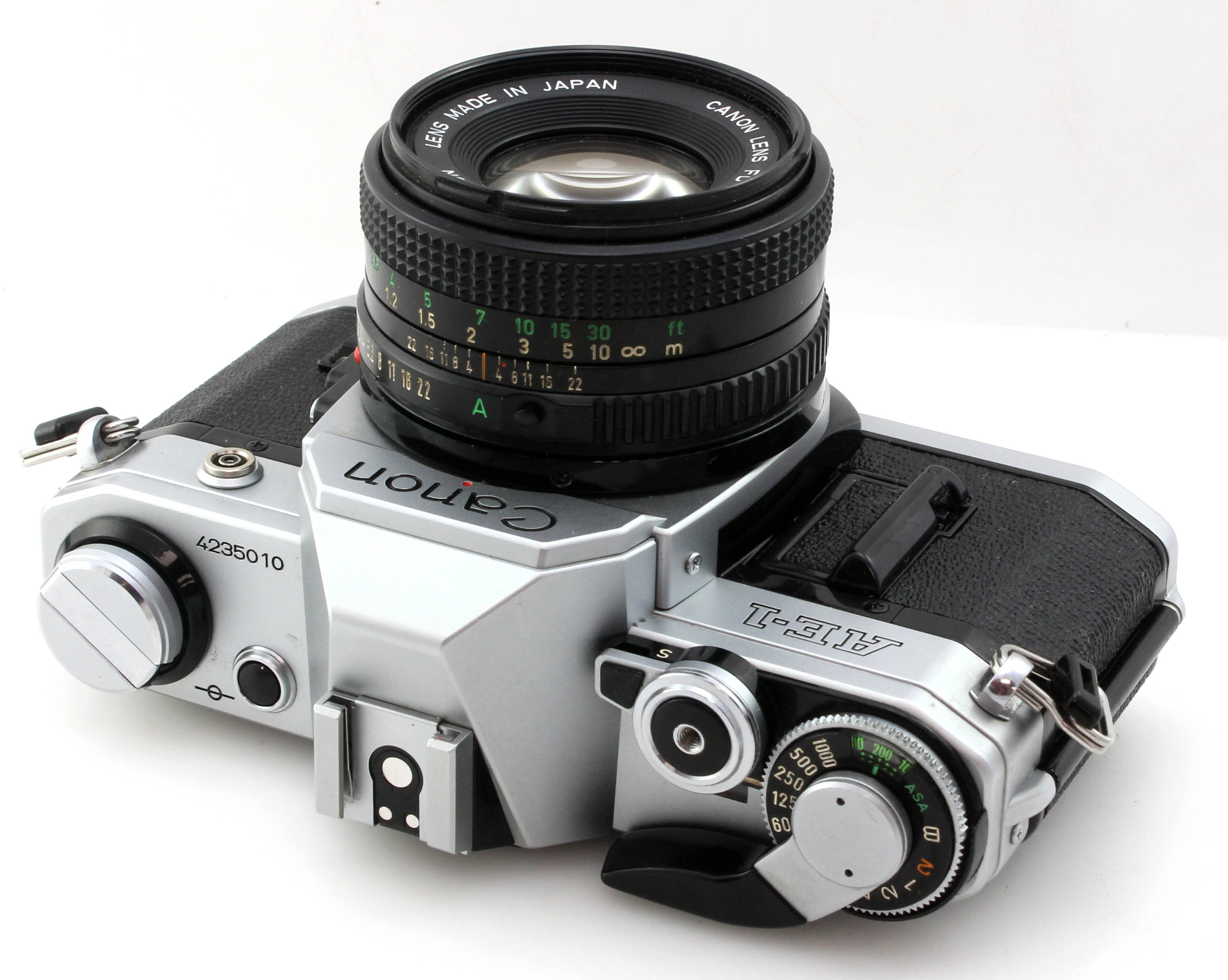 Canon AE-1 AE1 35mm SLR Film Camera w/ 50mm f1.8 FD Standard Prime Lens - Image 5