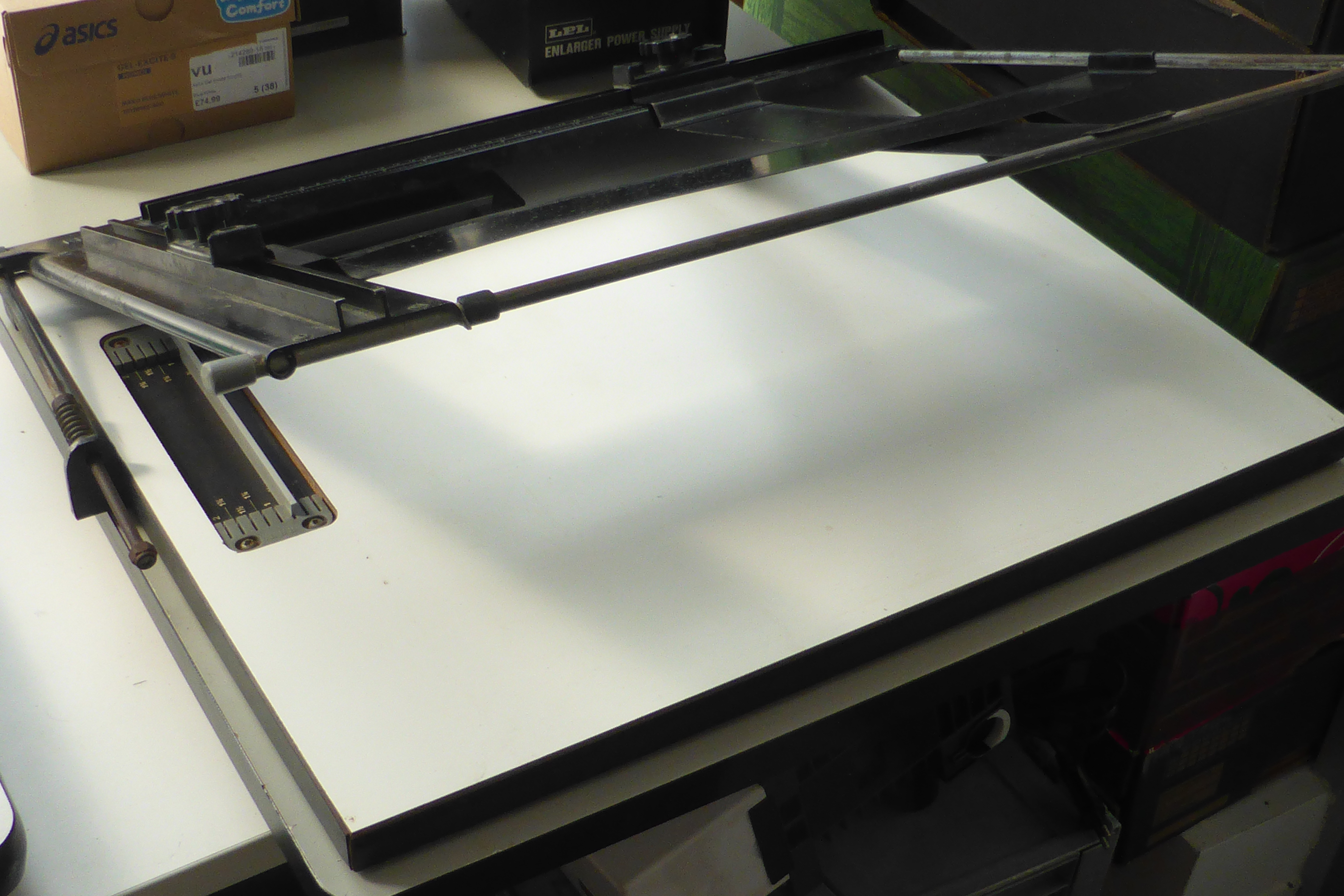 RRB Photo Beard Masking Frame / Print Easel 12x16" Takes 16x20" Paper - Image 6
