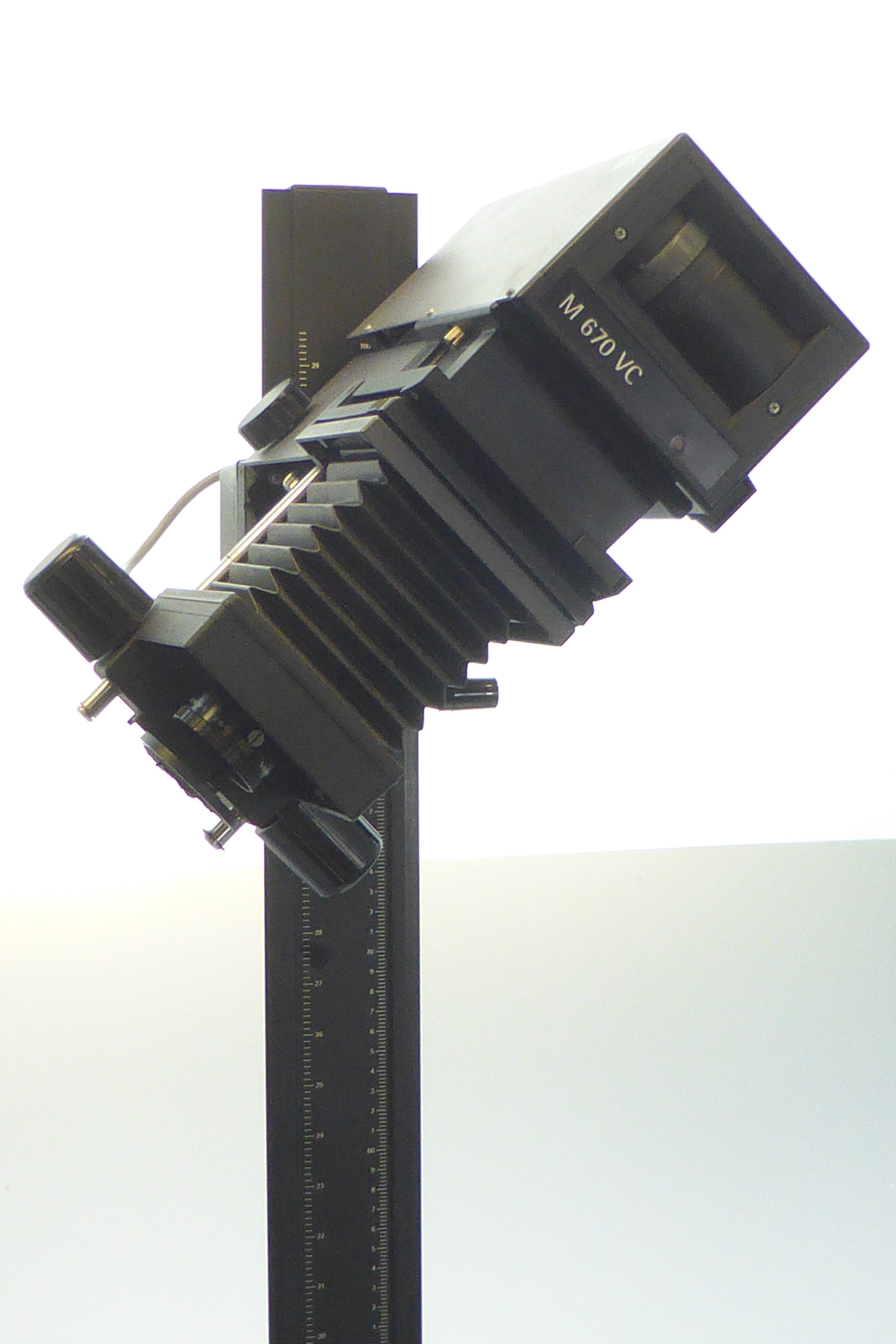 Late Durst M670 VC Multigrade (Vario-Contrast) Darkroom Enlarger, with 50mm f/2.8 Lens - Image 4
