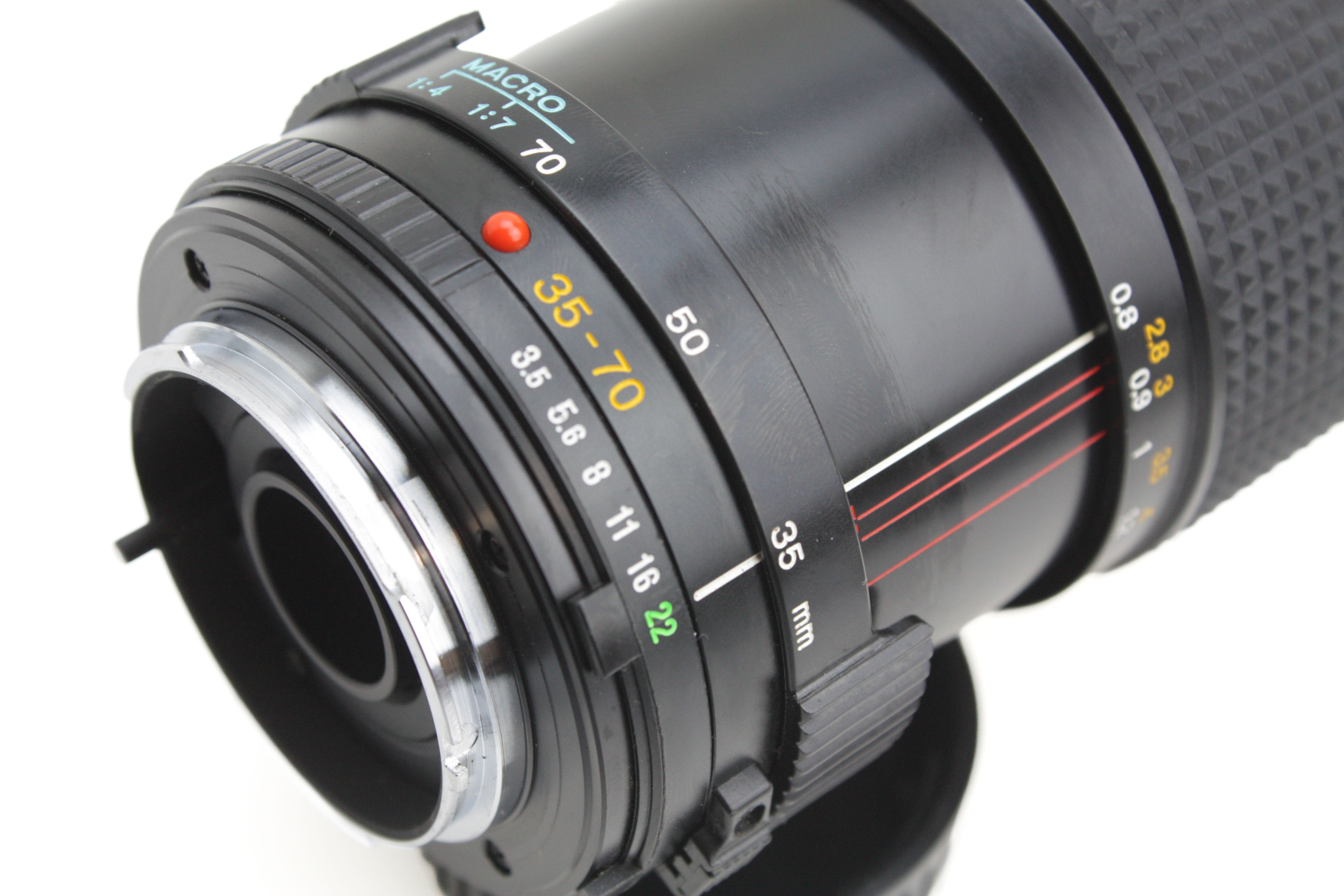 Late Minolta MD Zoom Rokkor 35-70mm f/3.5 Zoom Lens - Image 4