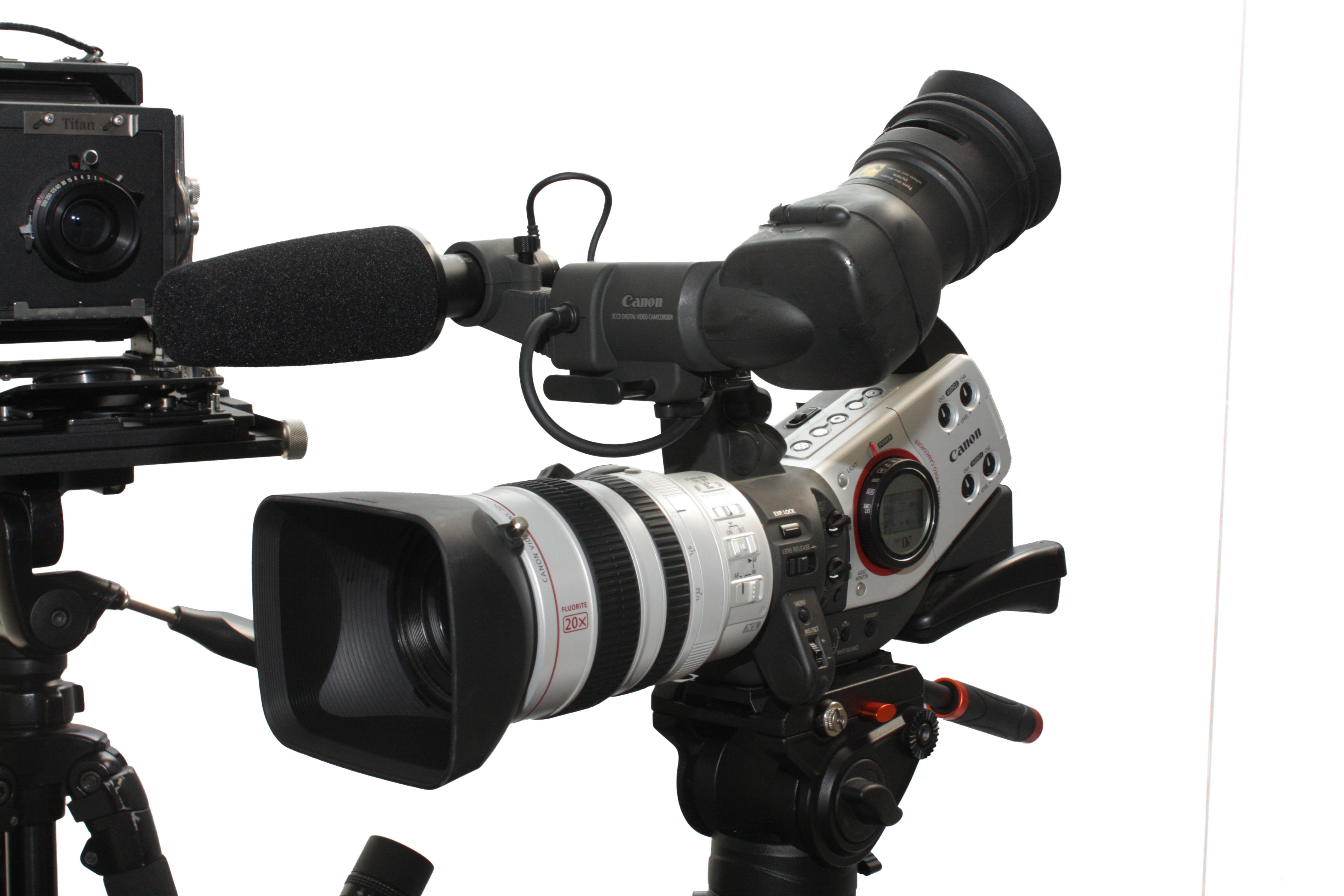 Canon XL2 E Mini DV Camcorder, with 5.4-108mm Lens - Fully Working - Image 16