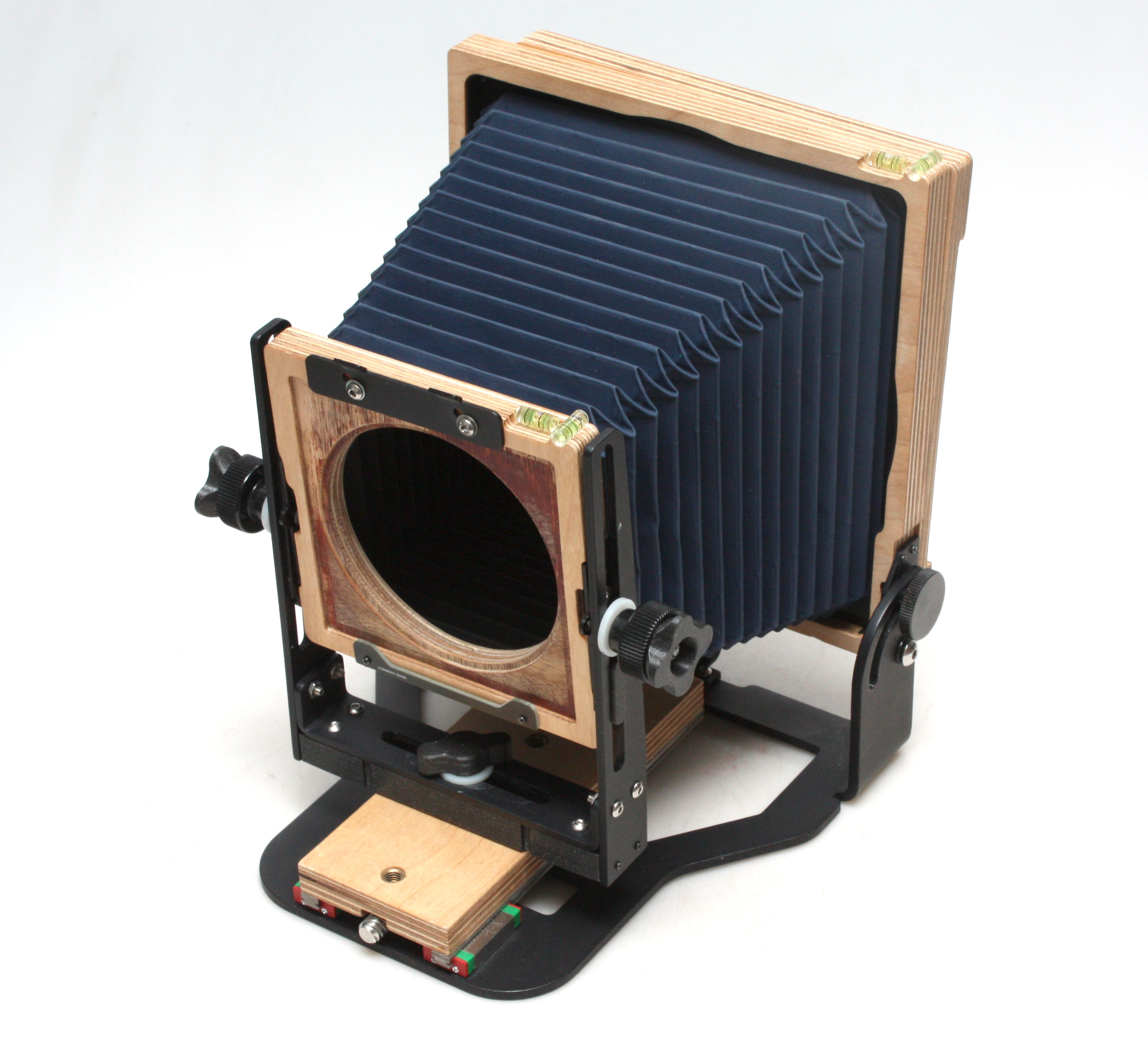 Intrepid 5x4 Field Camera. Wood. With Fresnel Screen. Large Format