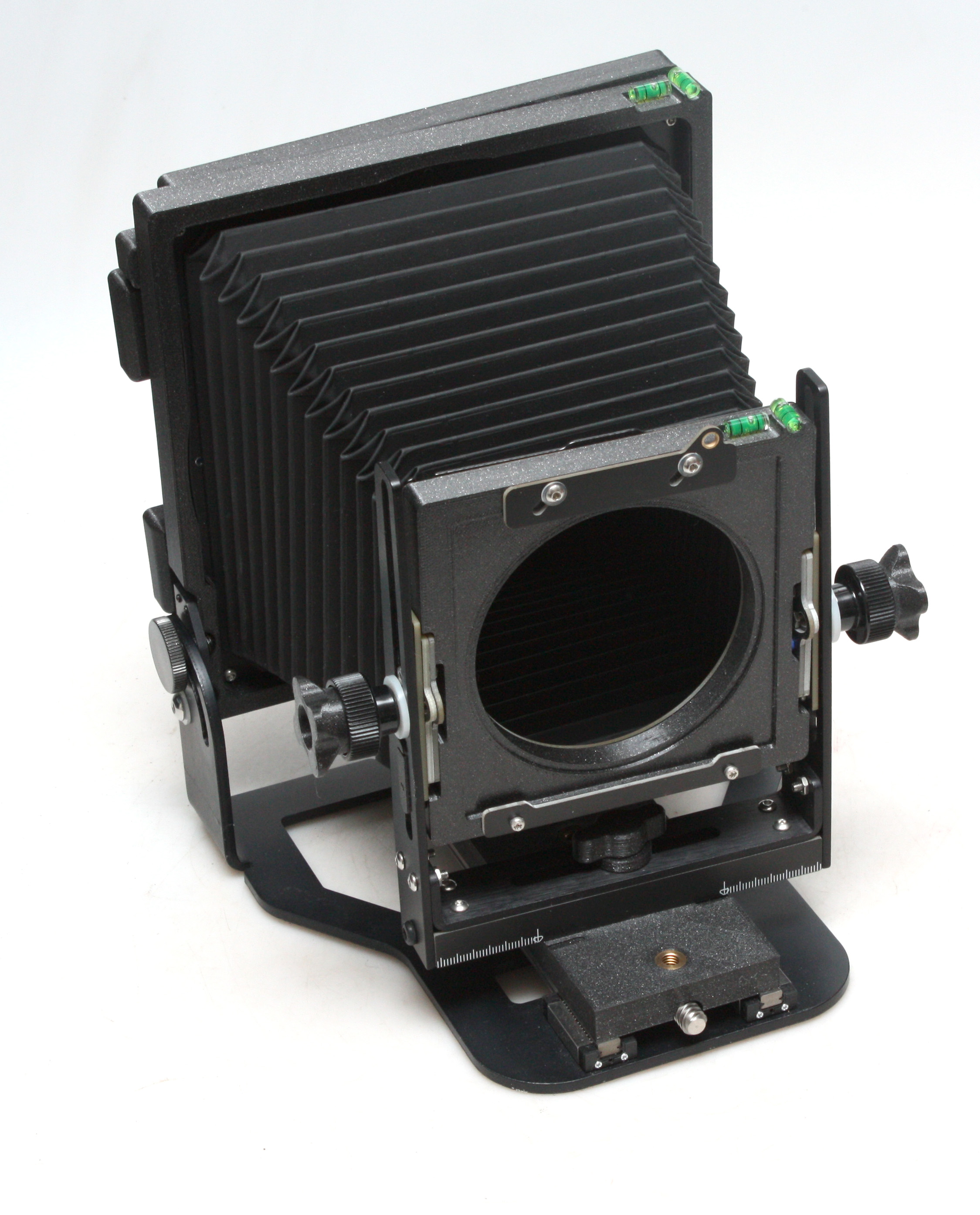 Intrepid 5x4 Field Camera. Black. With Fresnel Screen. Large Format