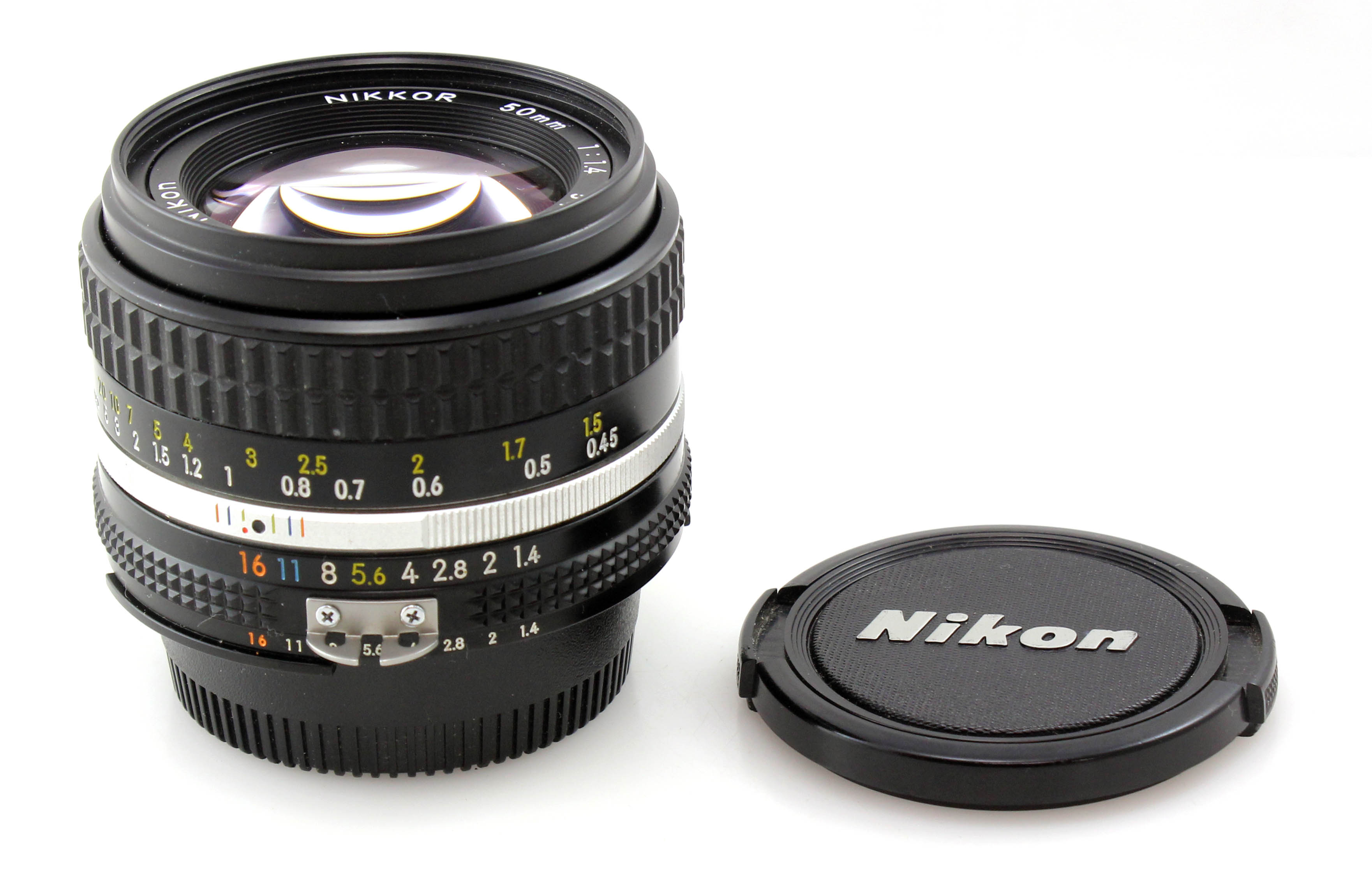 Nikon AIS Nikkor 50mm f1.4 Fast Prime Standard Lens - Nikon F Ai Ais Mount - Image 2