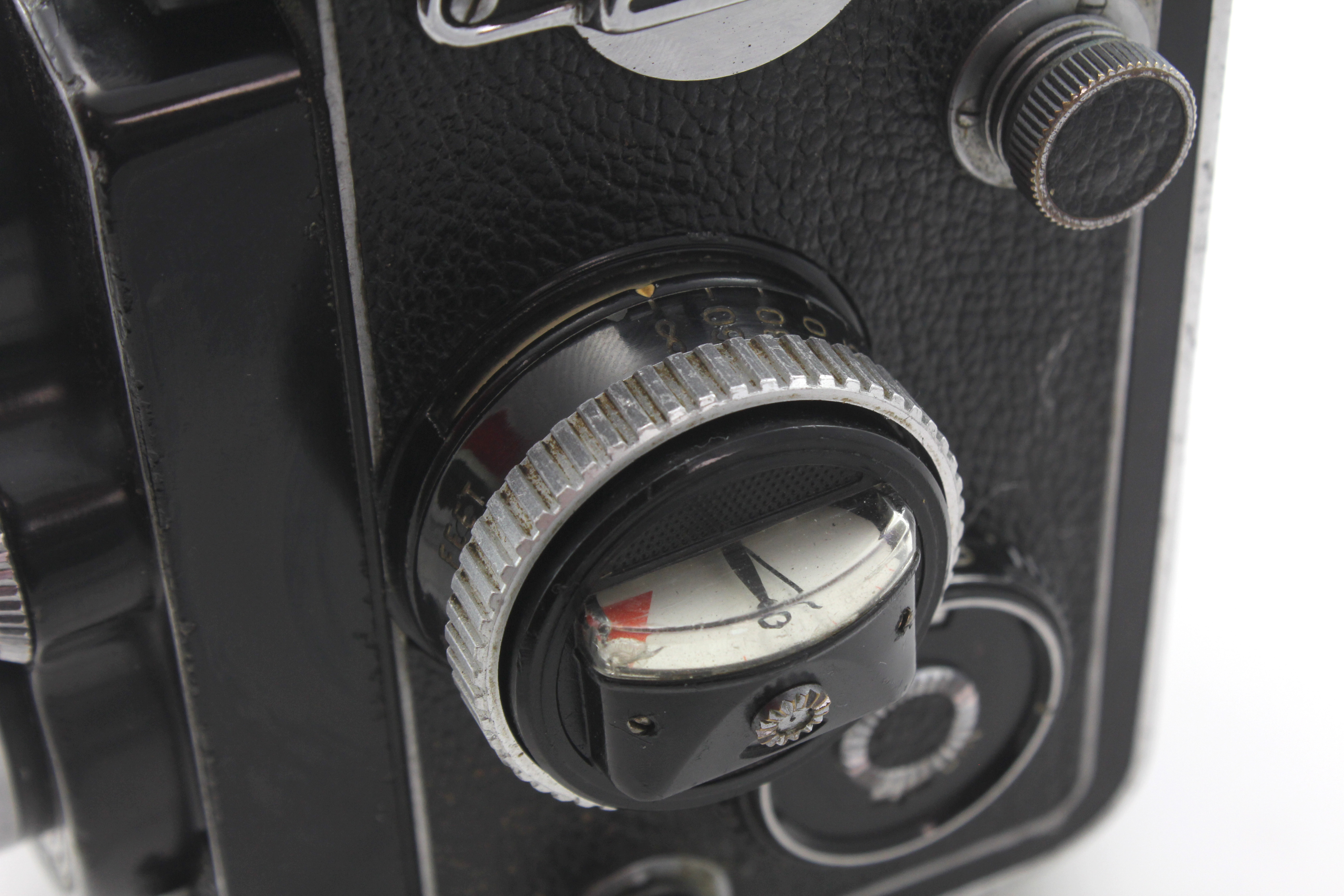Rolleiflex 2.8F TLR Camera Cased with Schneider 80mm F2.8 Xenotar Lens. Serviced - Image 3
