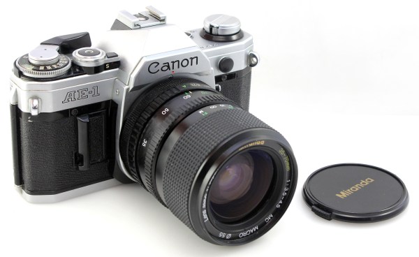 Canon AE-1 AE1 35mm SLR Film Camera w/ 35-70mm f3.5-4.5 Zoom Lens