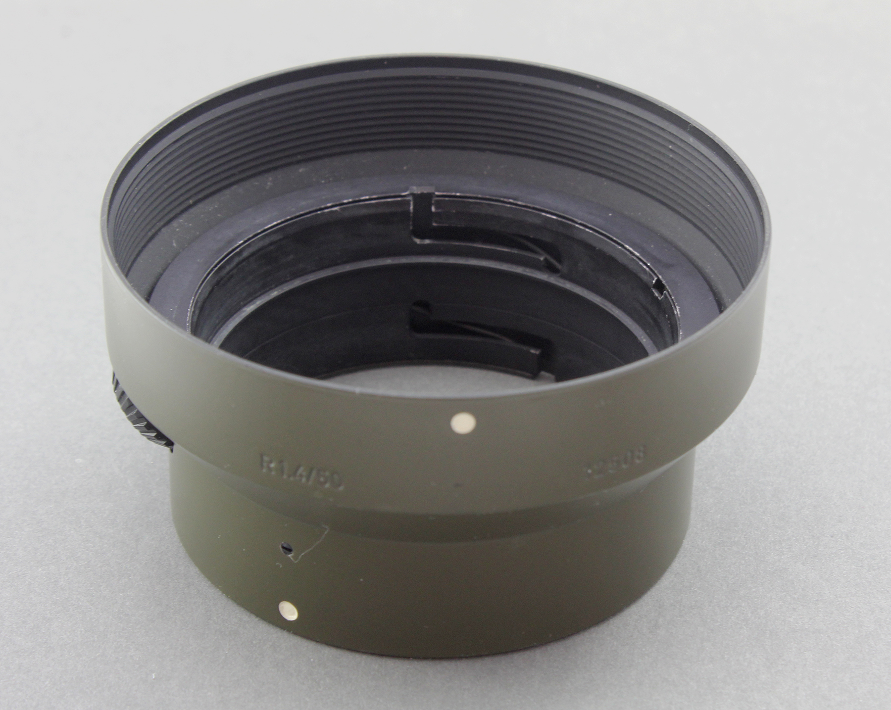 Very Rare Leica 12508 Safari Hood and 14171 Cap - Image 3