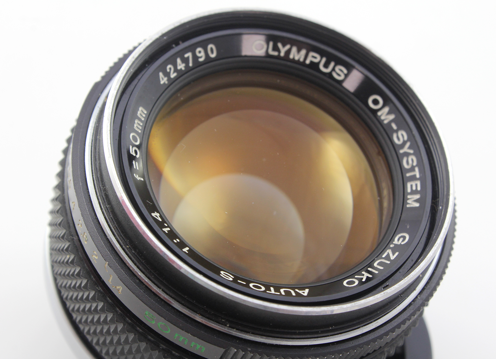 Olympus Zuiko Auto-S 50mm f1.4 Prime Lens - Olympus OM Mount - Great Condition with Hood - Image 3