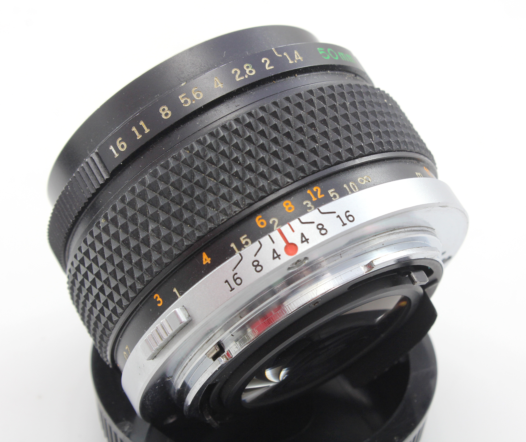 Olympus Zuiko Auto-S 50mm f1.4 Prime Lens - Olympus OM Mount - Great Condition with Hood - Image 4