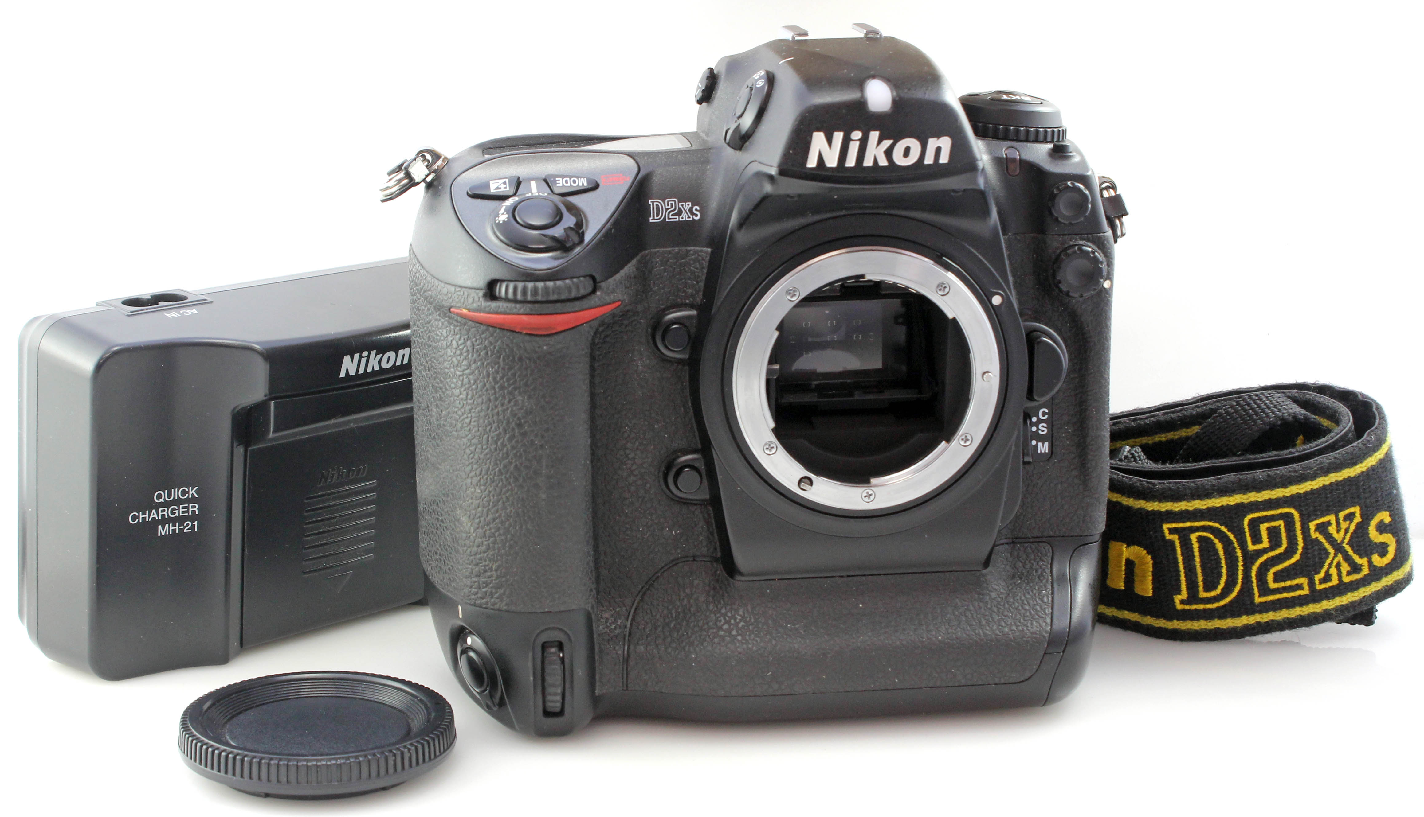 Nikon D2xs 12.4MP DX (Cropped Sensor) Digital Camera Body w Strap MH21 charger & Cap