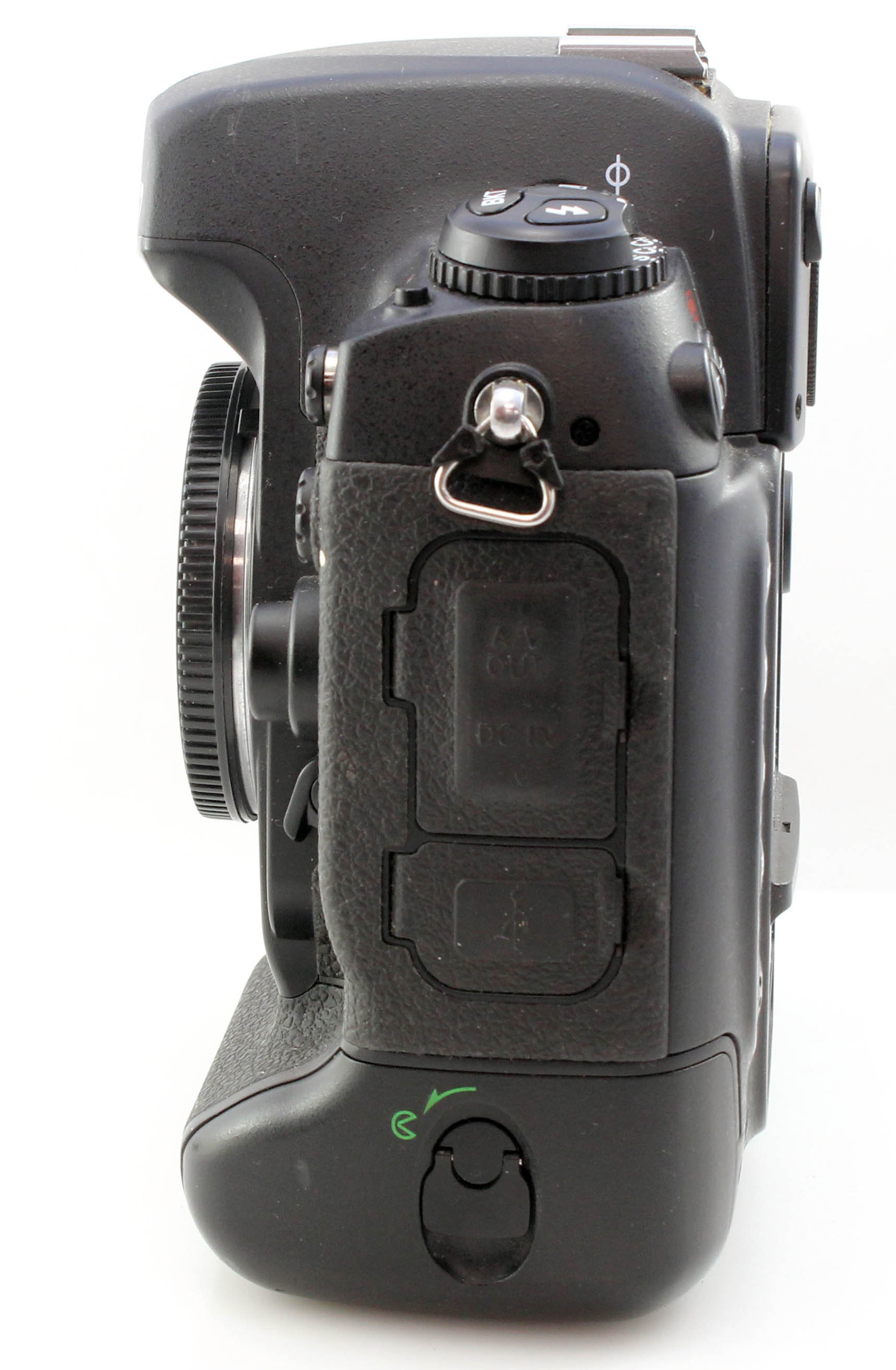Nikon D2xs 12.4MP DX (Cropped Sensor) Digital Camera Body w Strap MH21 charger & Cap - Image 3