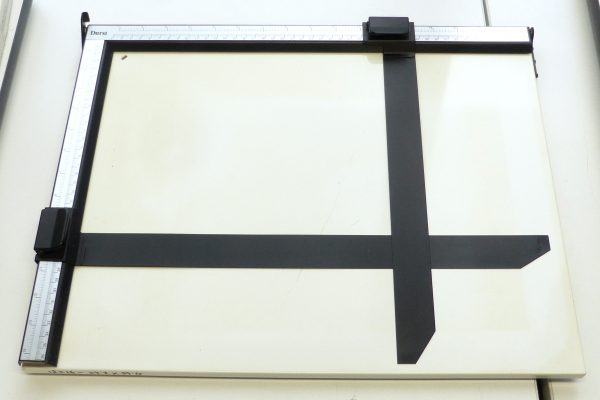 DURST Masking Frame 2-Blade Print Easel - 17x14" / 12x16" Image size
