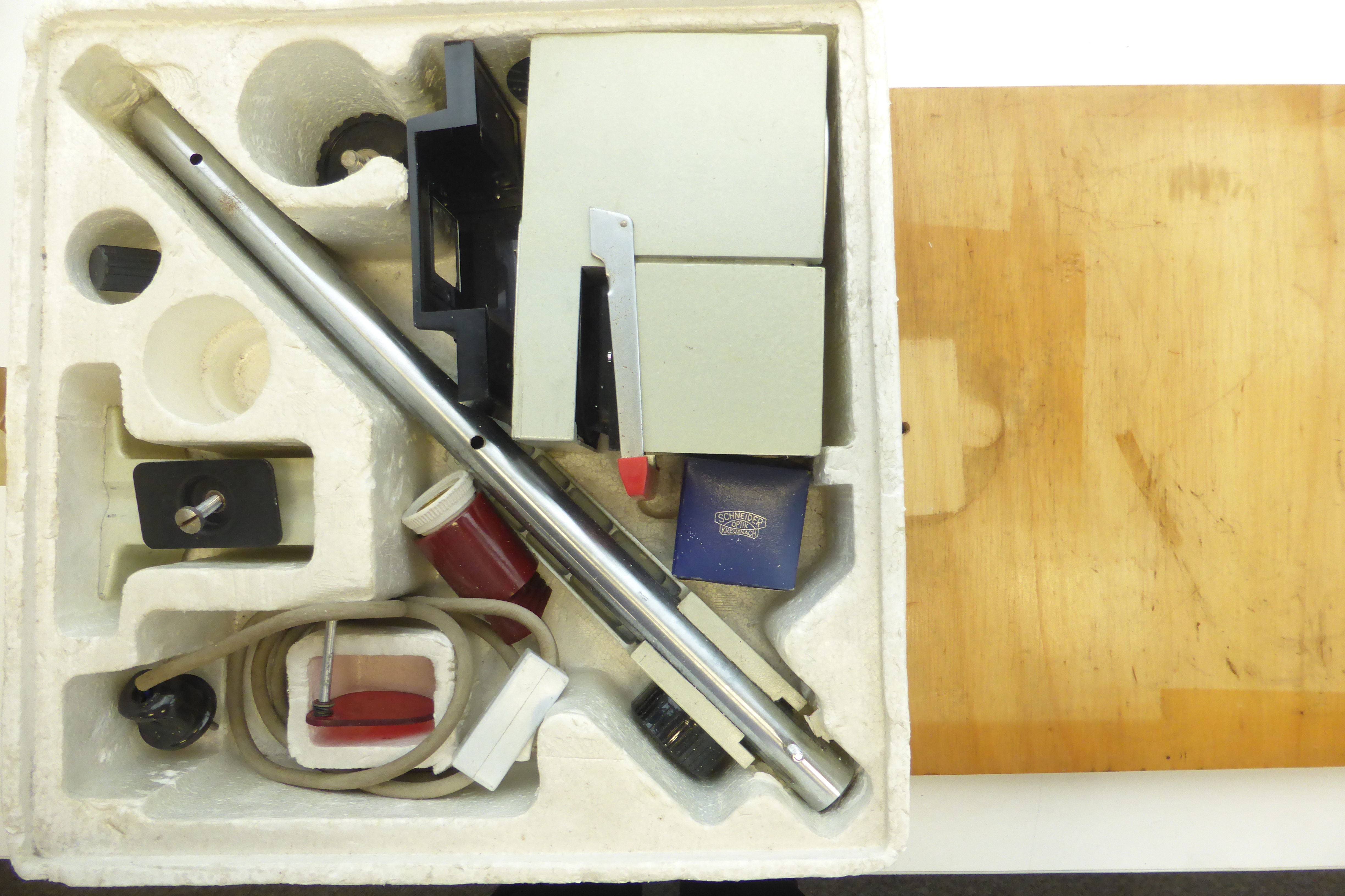 Boxed DURST RS35 Half-Frame Enlarger & Schneider 35mm Componon - Image 3