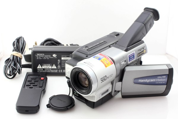 Sony CCD-TRV59E Hi8 Hi-8 8mm Tape Camcorder Video Camera Handycam. Fully Working