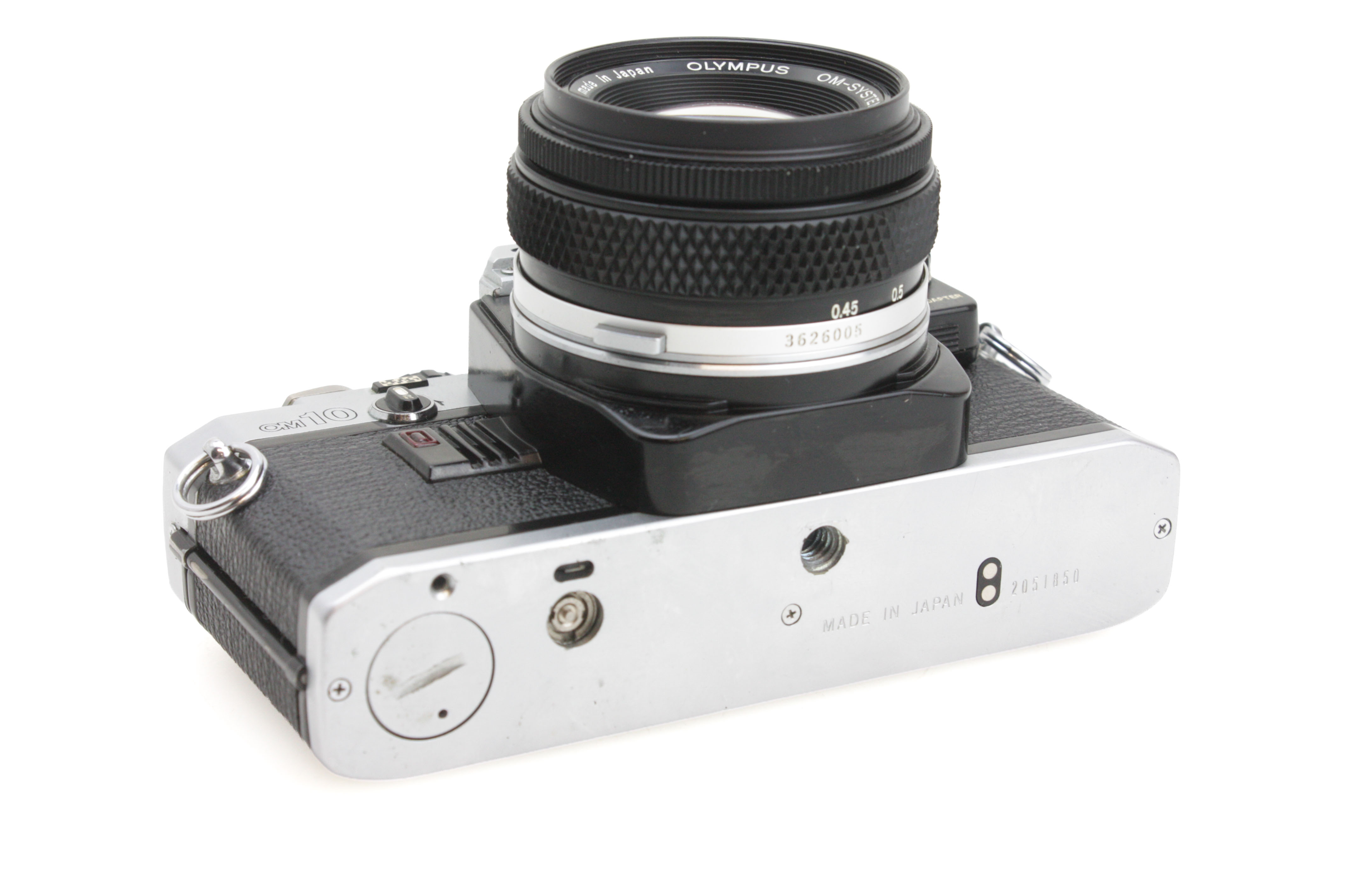 Olympus OM10 35mm Film SLR Camera with 50mm f/1.8 lens - New Seals! - Image 3