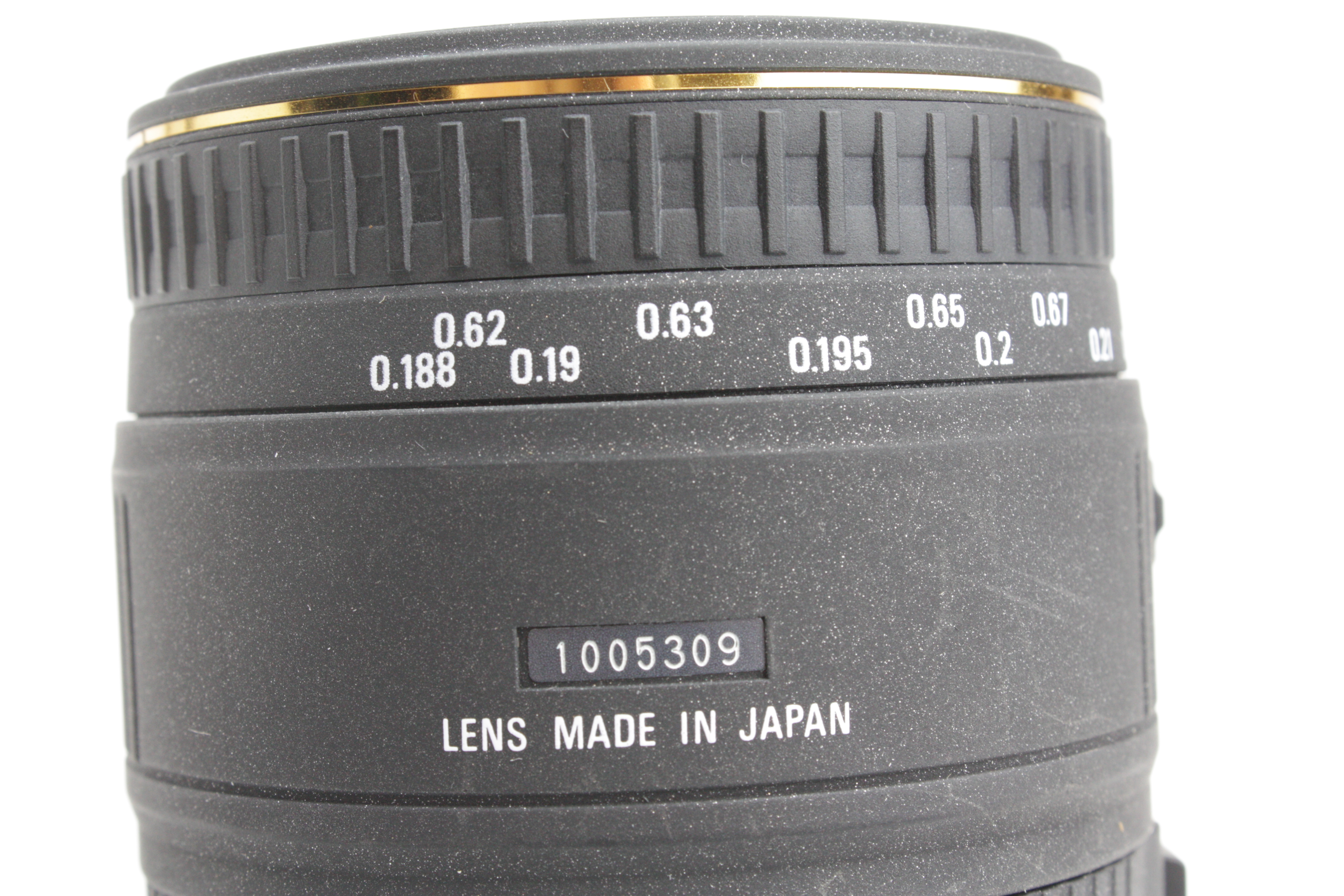 Sigma 50mm f/2.8 DG 1:1 Macro Prime Lens in Canon EF EOS mount - Image 8