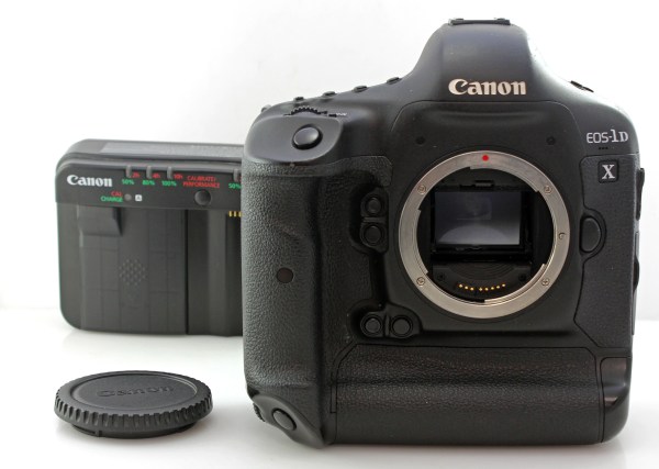 Canon EOS 1DX Professional DSLR Camera Body 18.1MP, 12 FPS, Fully Working
