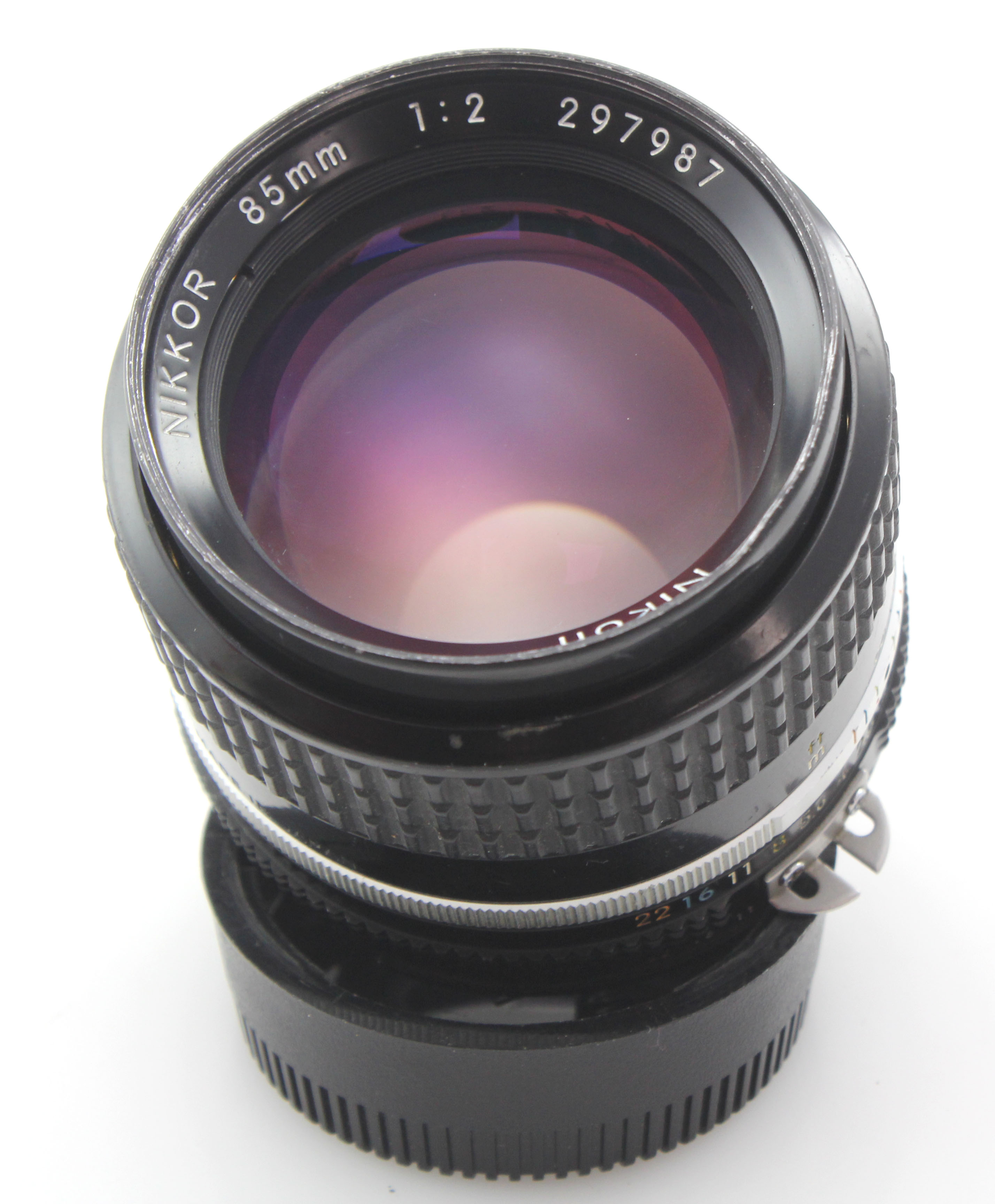 Nikkor Nikon 85mm f2 AI-S Portrait Telephoto Prime Lens for Nikon SLR Cameras - Image 3