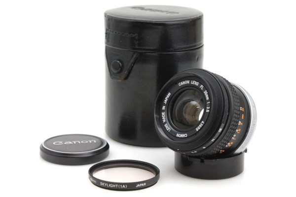 Canon FL 35mm f/3.5 Wide Prime Lens, with Caps & Case - Canon FD Mount