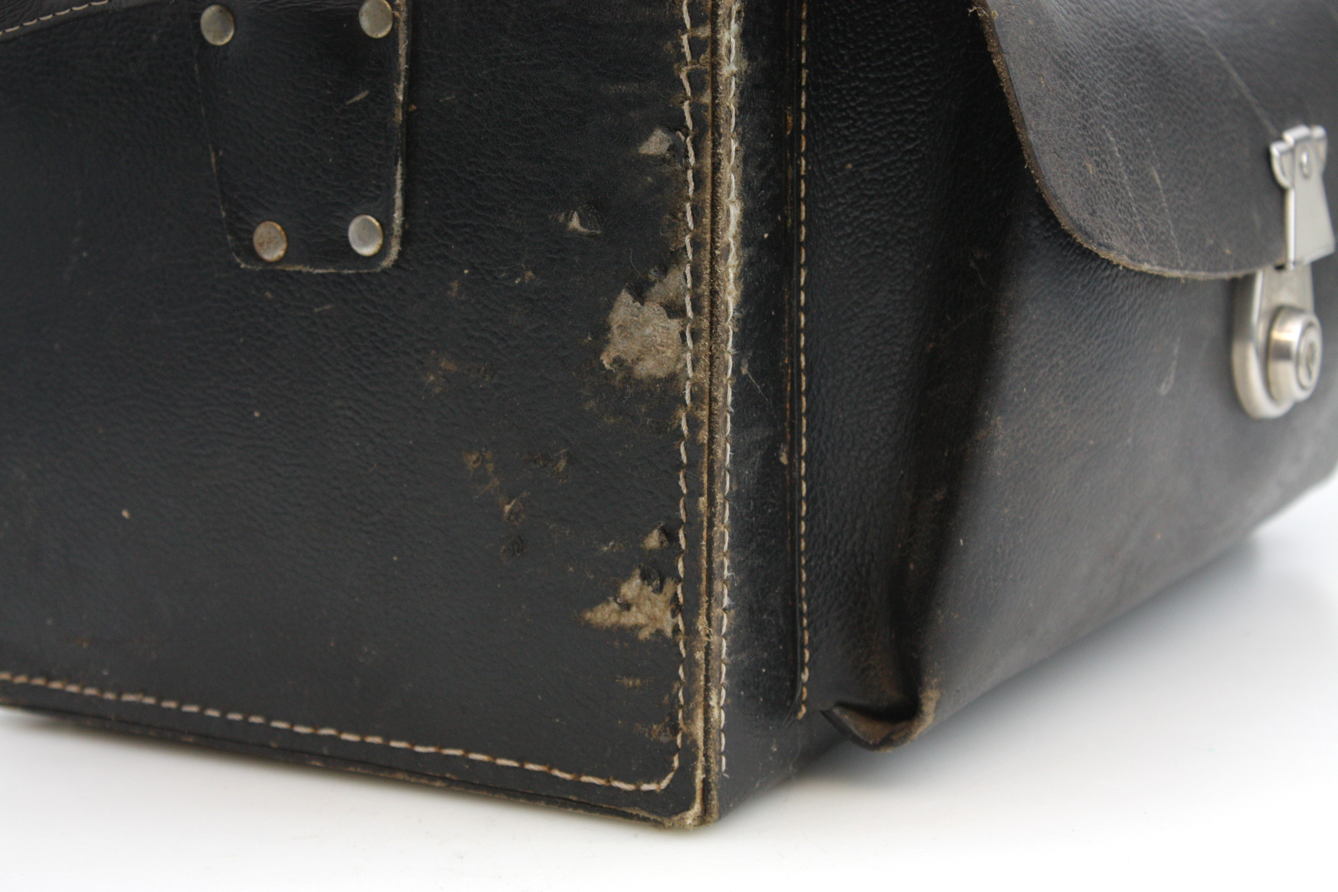 Hasselblad Leather Outfit Case / Bag (Black) - Carry Case - Image 6