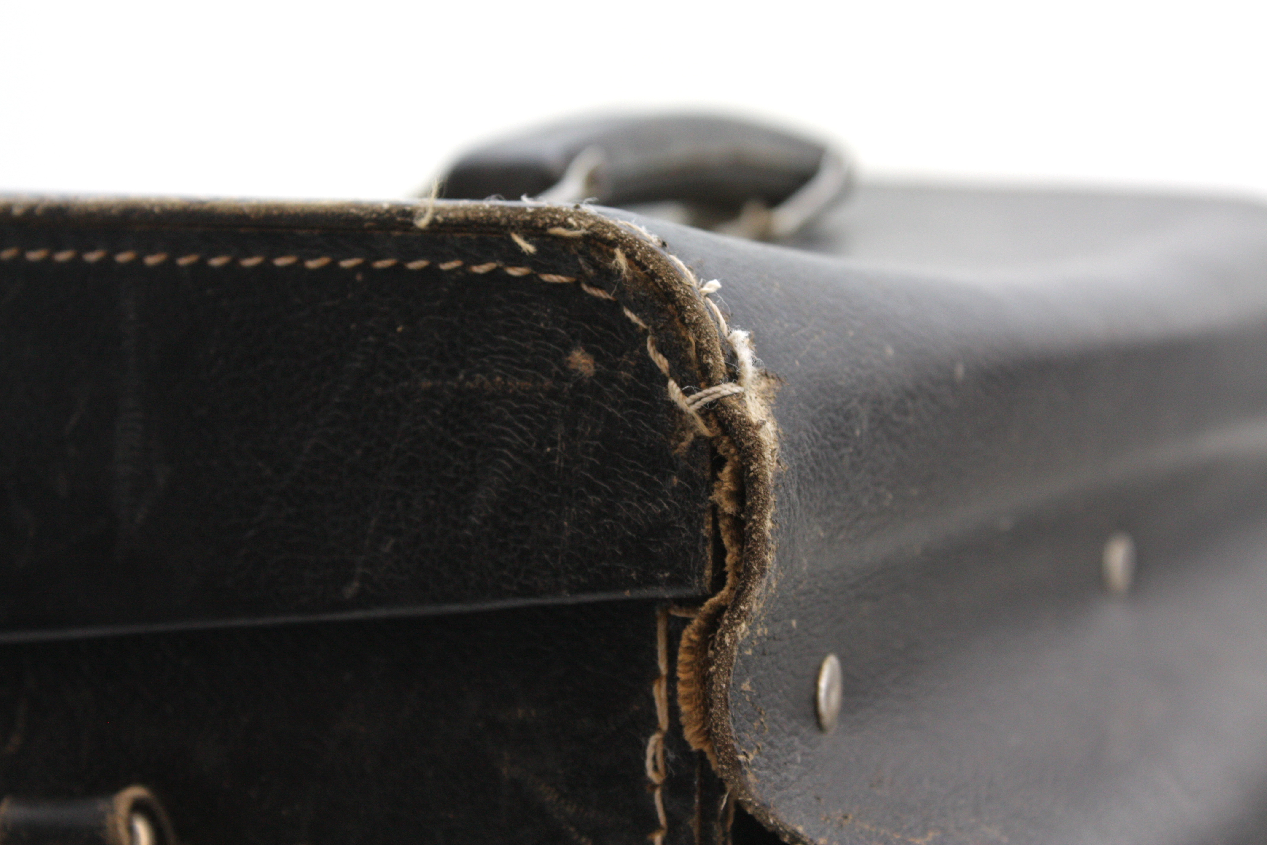Hasselblad Leather Outfit Case / Bag (Black) - Carry Case - Image 5