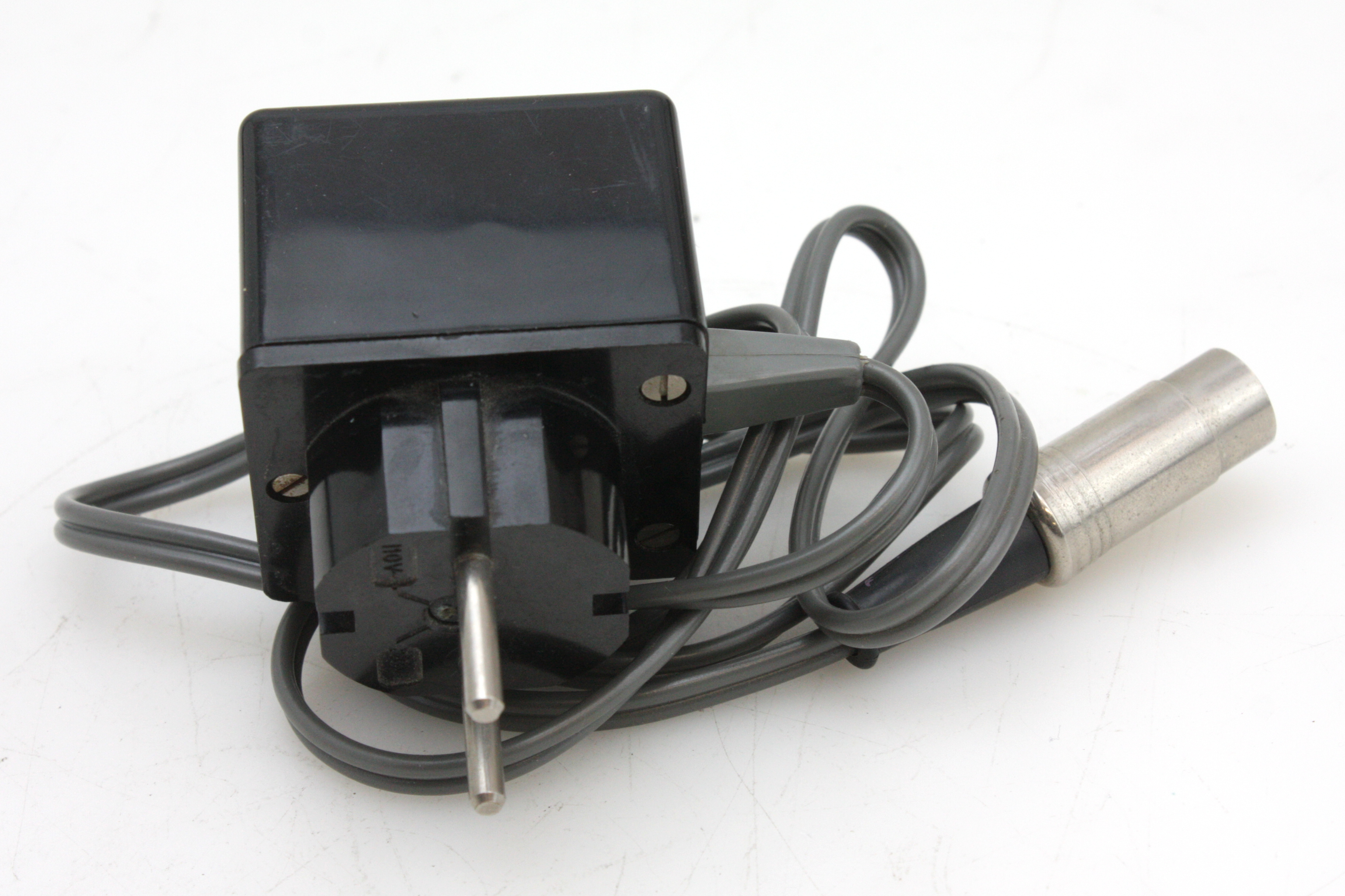 Hasselblad Charger for Hasseblad 500EL, 500 EL/M Cameras - Image 2